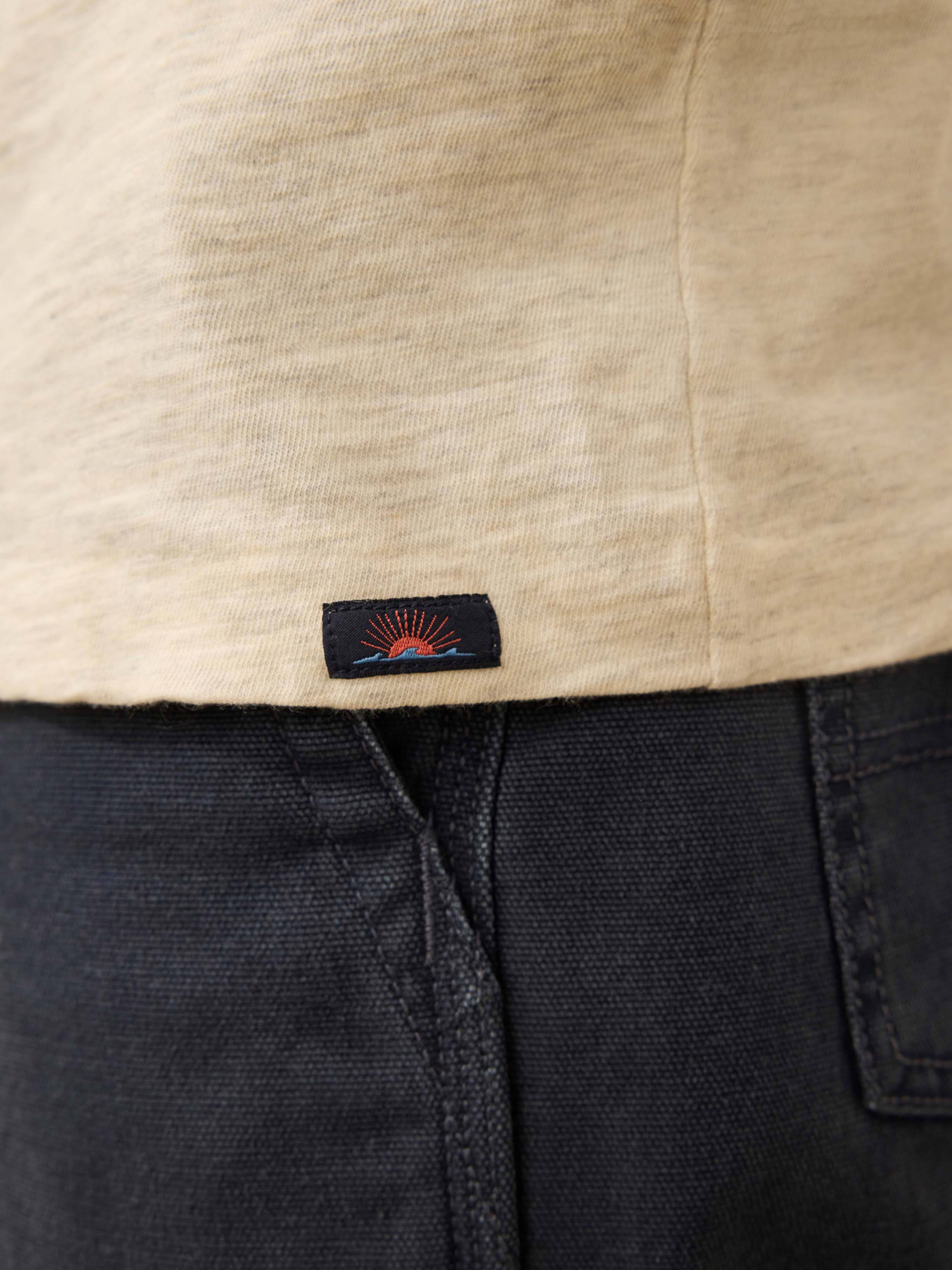 Nazare Sunwashed Tee - Island Dune Heather