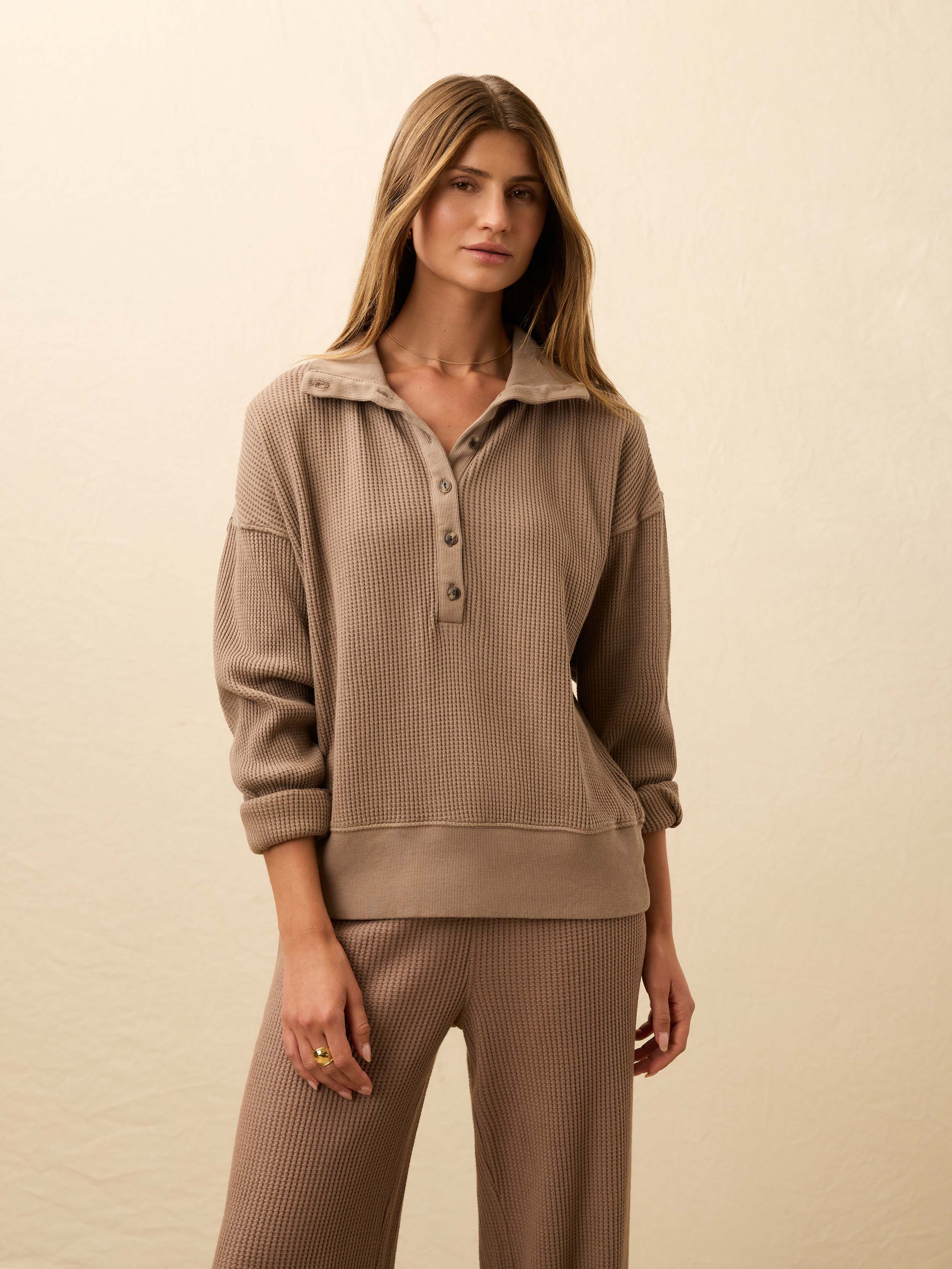 Après Waffle Henley - Wood Smoke
