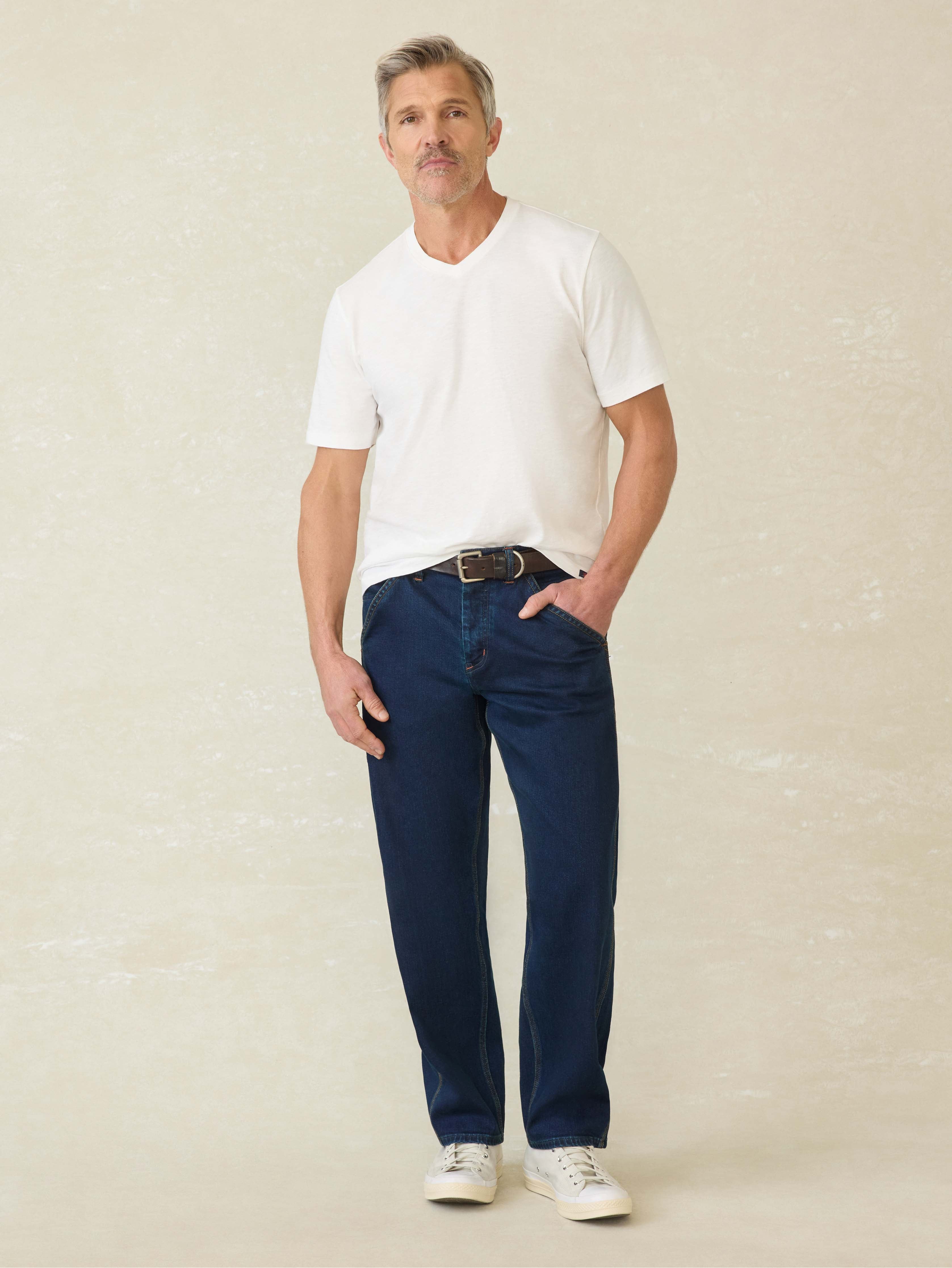 Short-Sleeve Sunwashed Regenerative Cotton V-Neck Tee - White