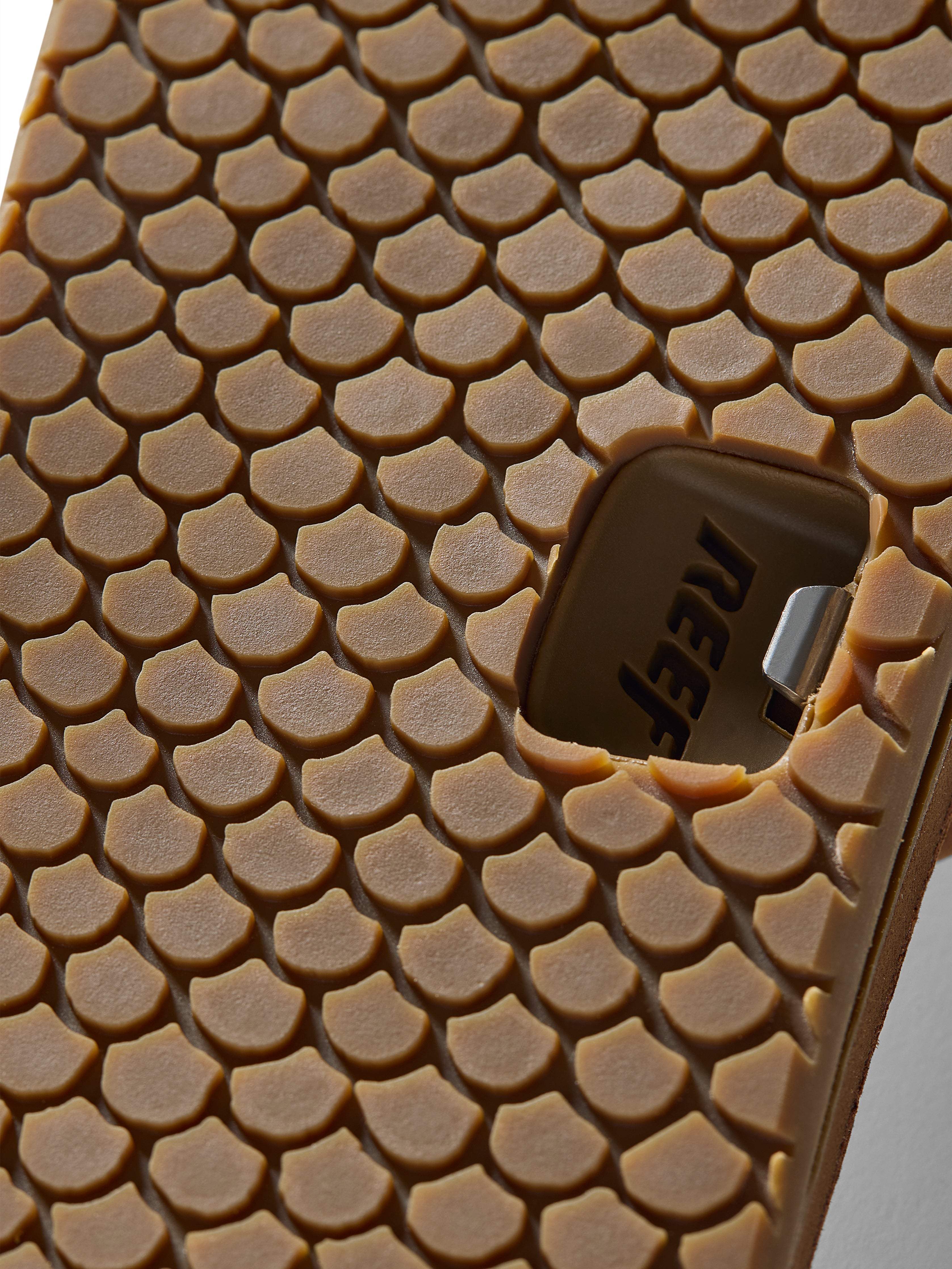 Faherty X REEF Men's Draftsmen Flip Flop - Dark Brown
