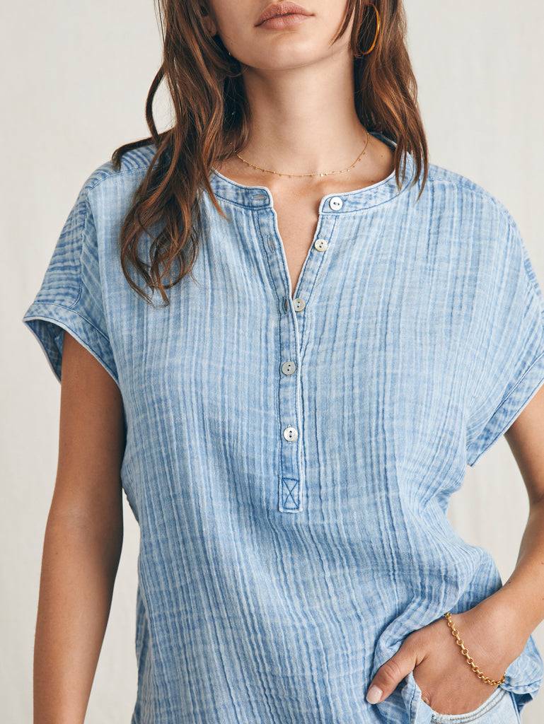 Dream Cotton Gauze Desmond Top Light Indigo Wash Faherty Brand
