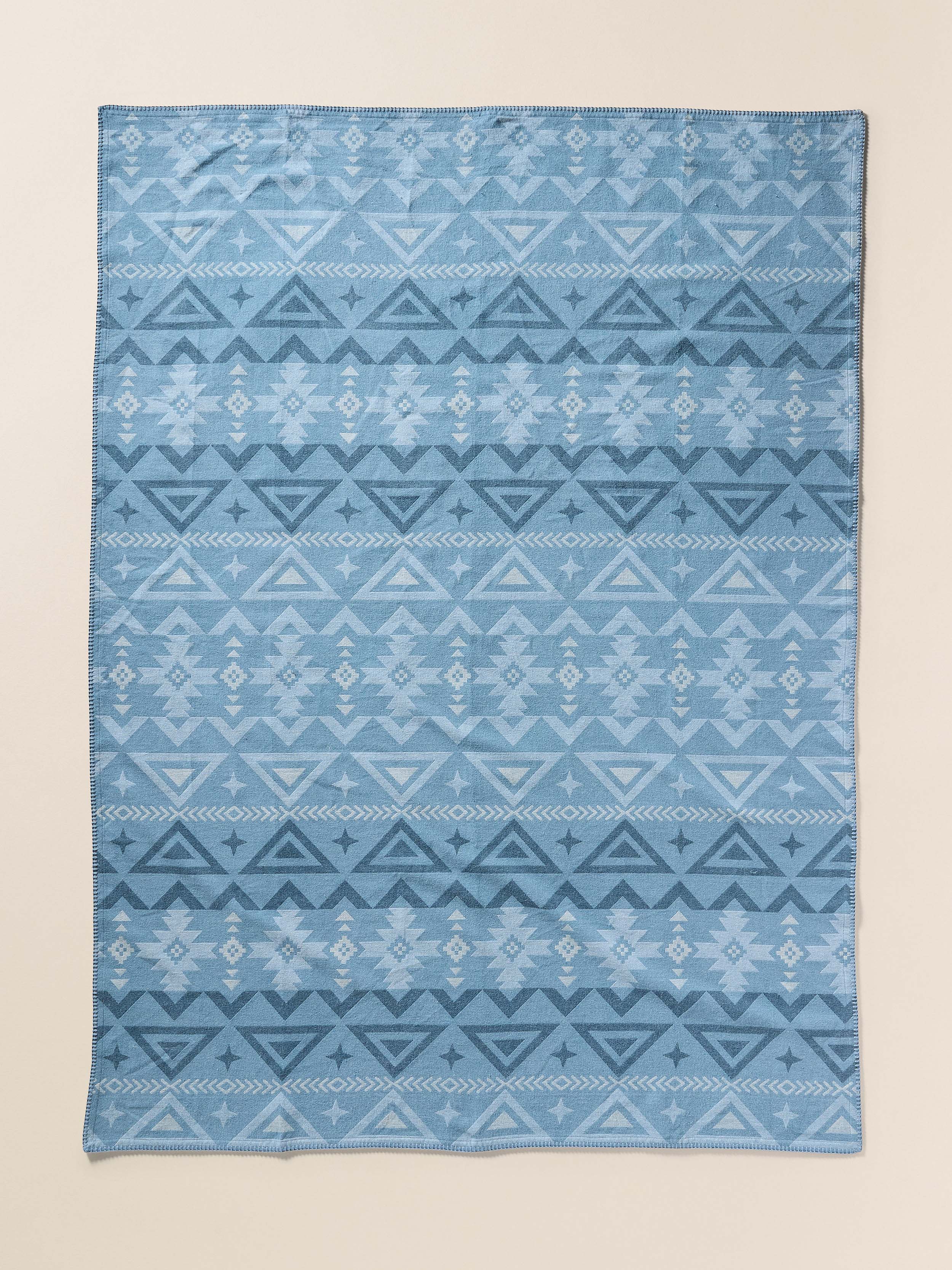 Doug Good Feather Adirondack Blanket - Chambray North Star