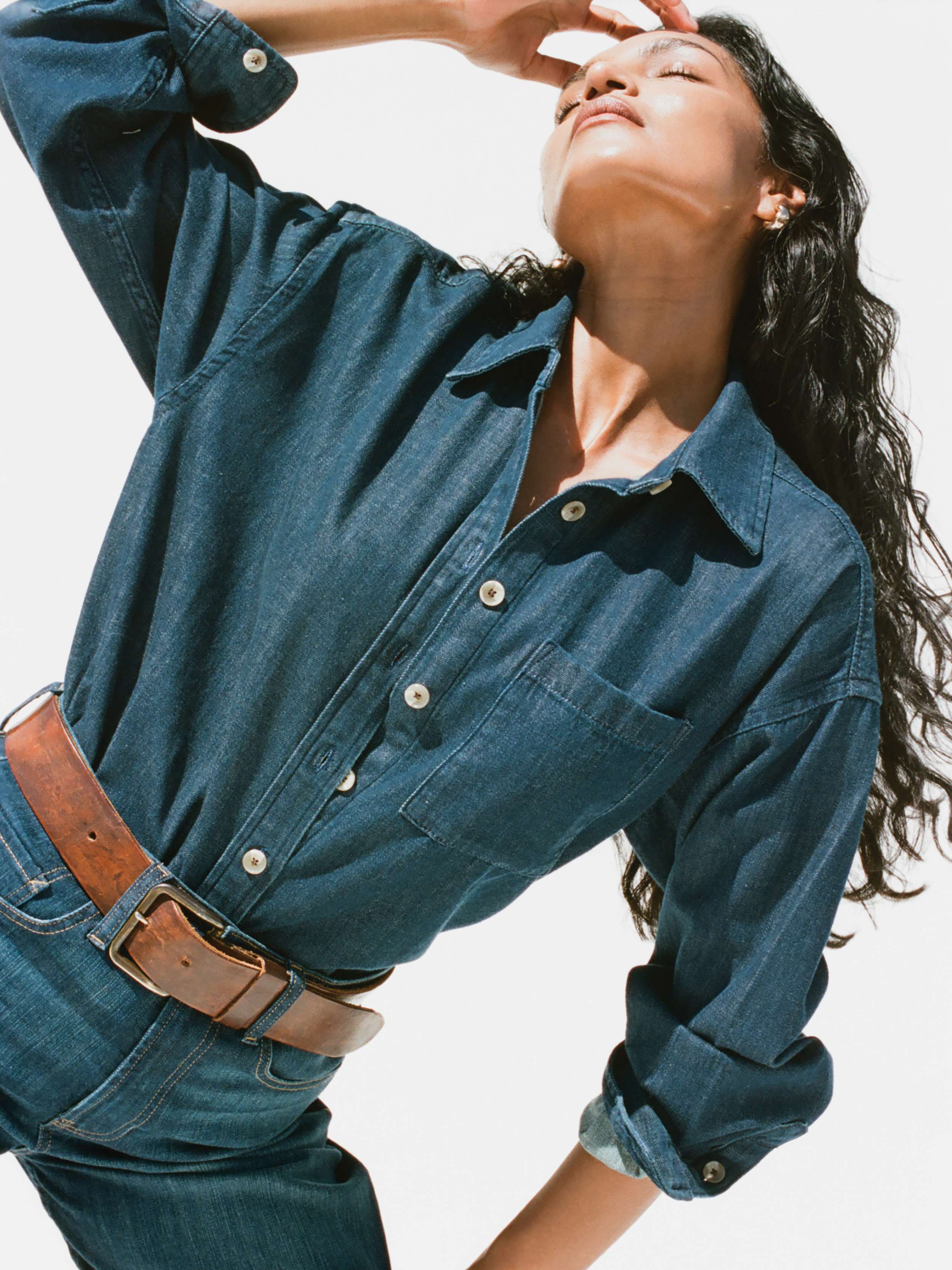 Faherty Women's Sunfair Denim Shirt