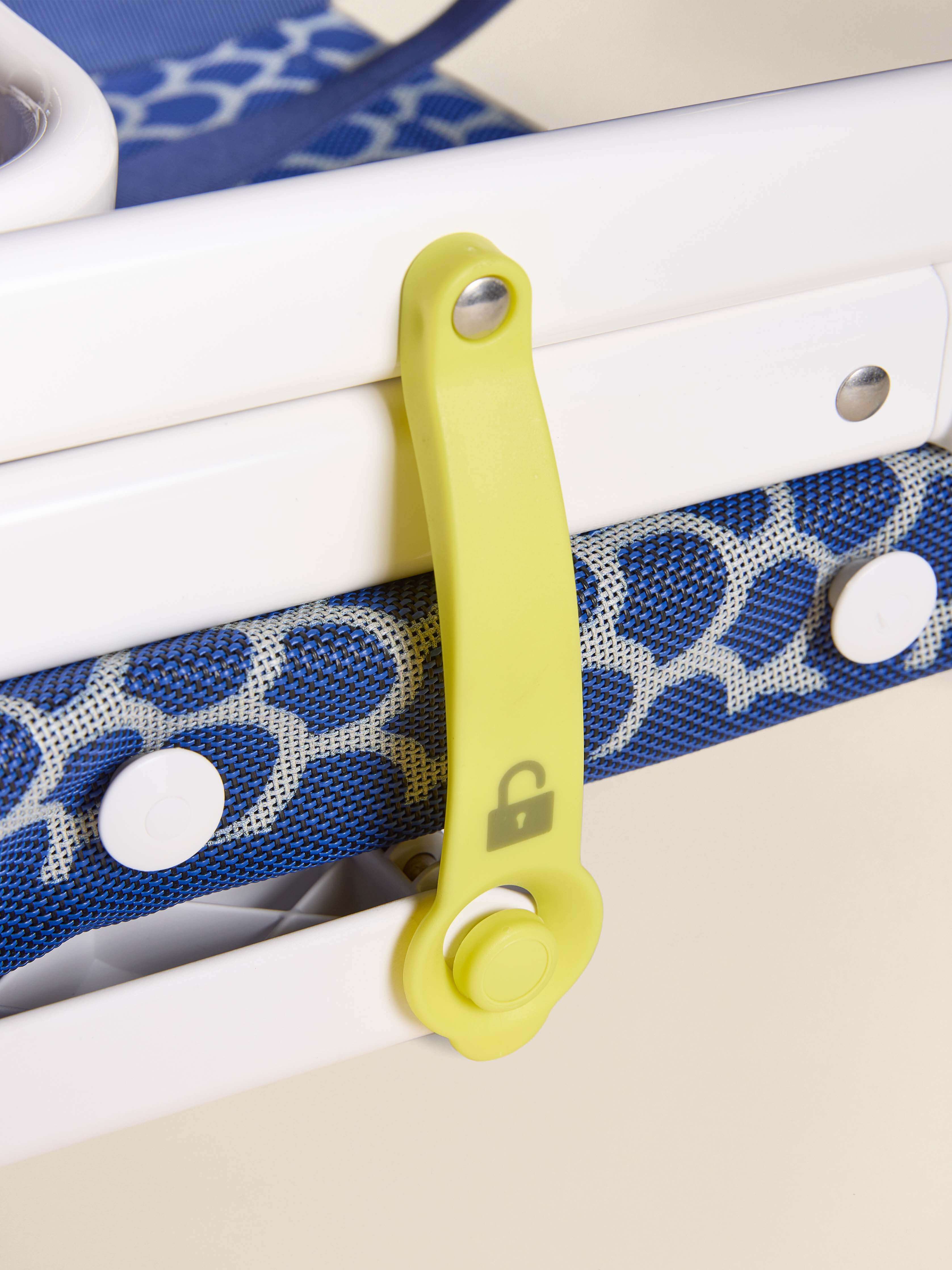 Faherty Fishscales Shore Thing Chair - Fishscale