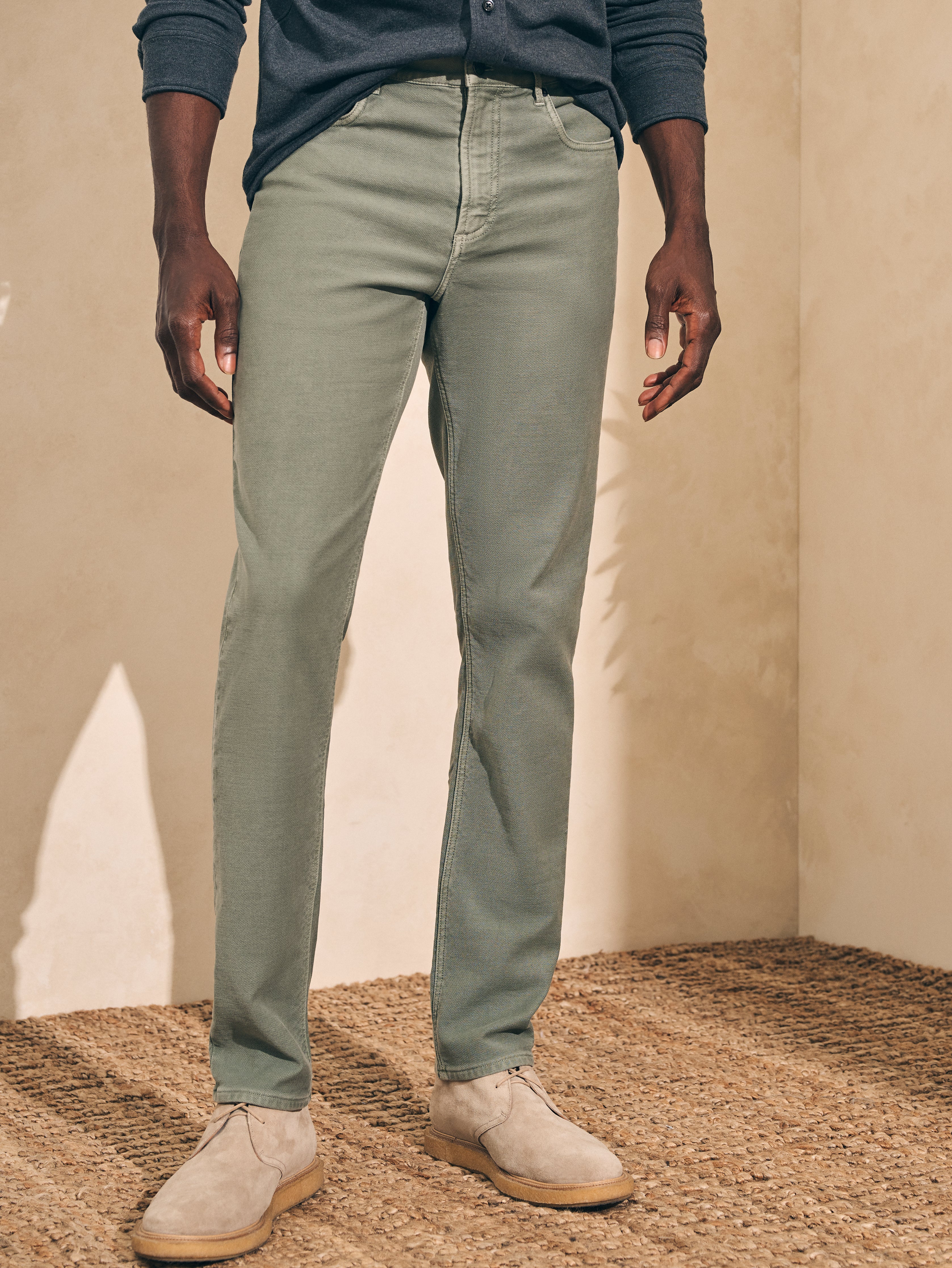 Men's REGULAR fabric pants with cargo pockets - olive V2 OM-PACG-0178 |  Ombre.com - Men's clothing online