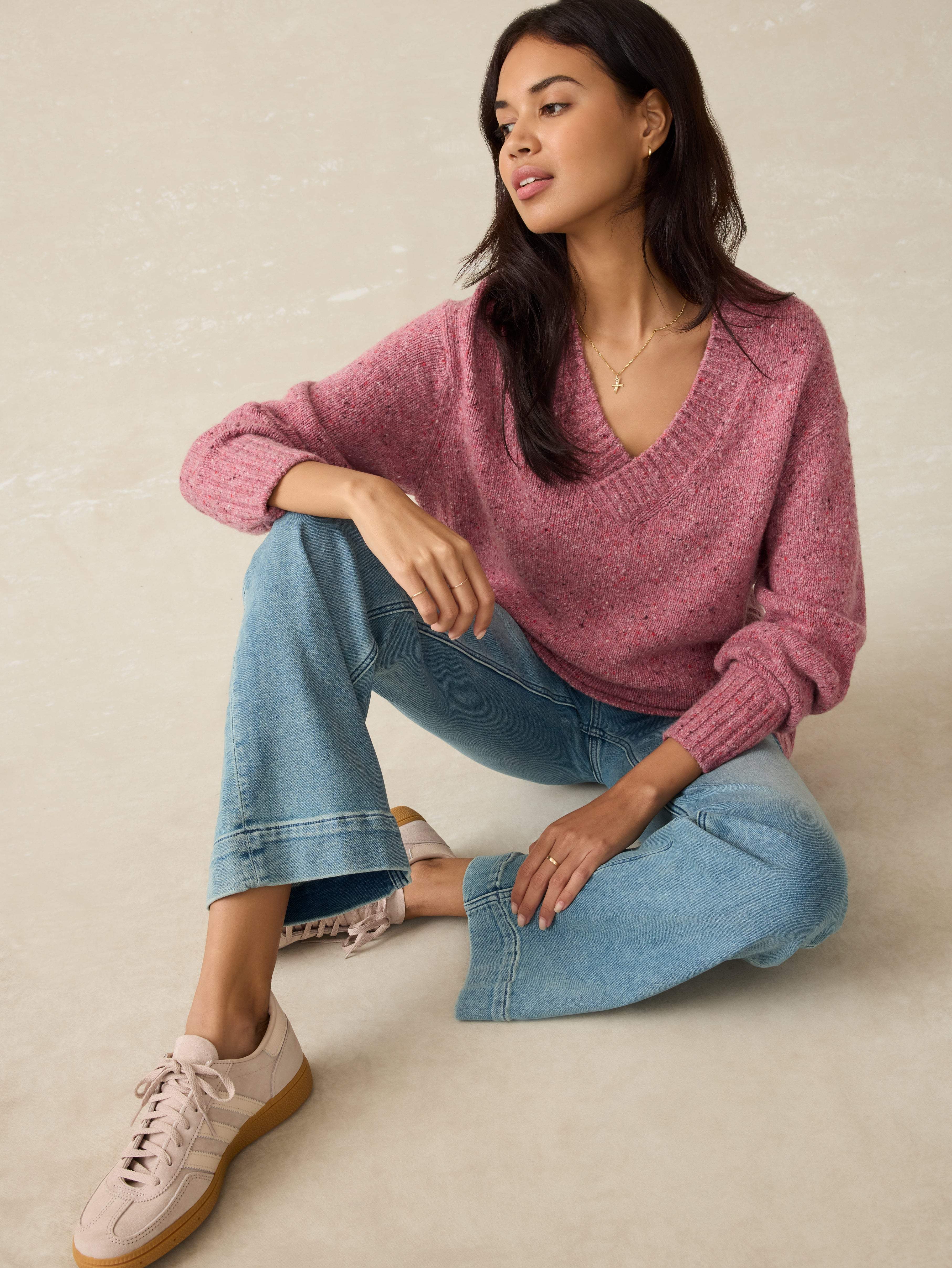 Faherty  Driftwood Donegal Sweater レディース Sweaters ベリー Shake Driftwood Donegal Sweater - Berry Shake | Faherty Brand
