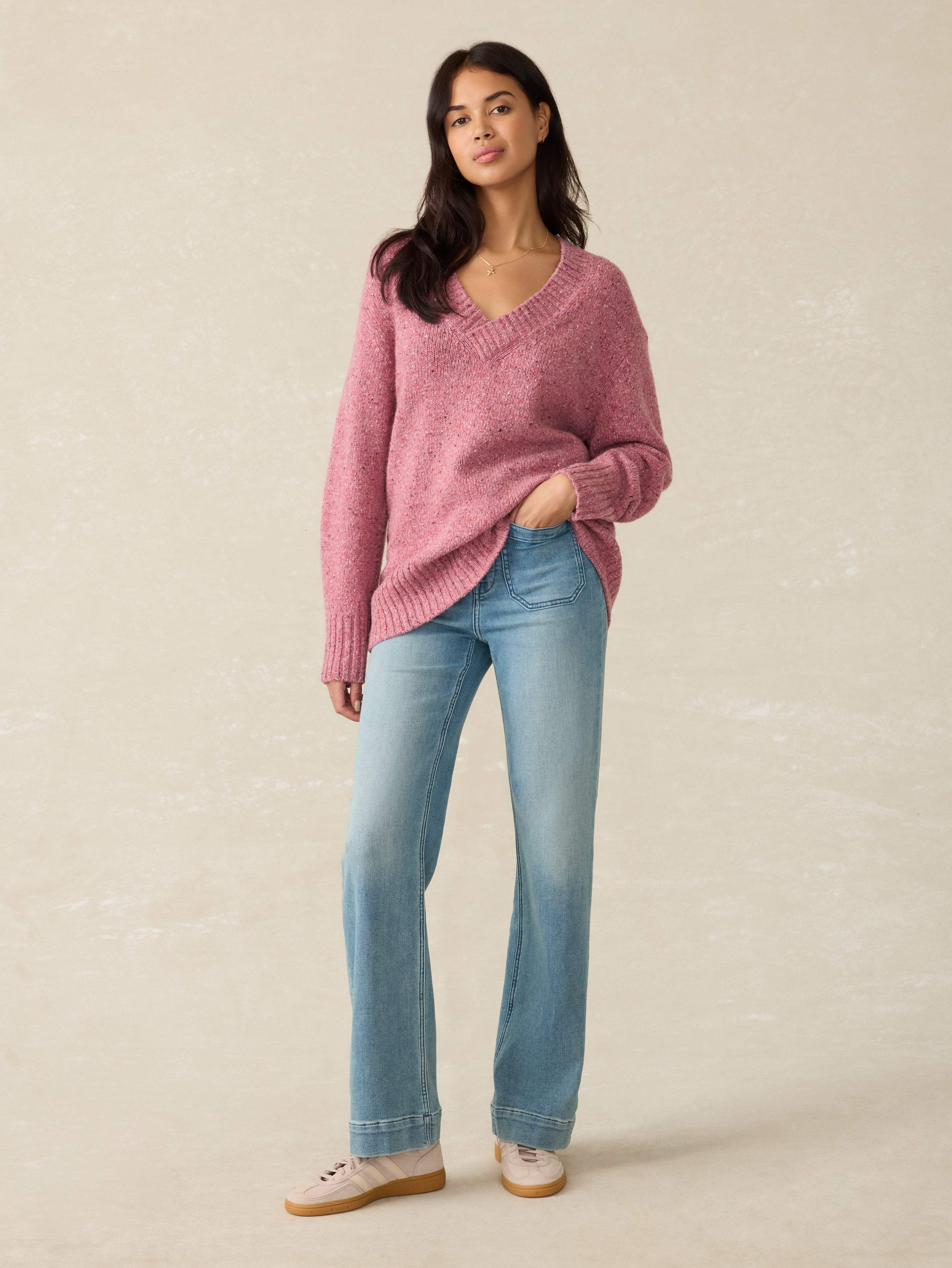 (取寄) ファリティ レディース ドリフトウッド ドニゴール セーター Faherty women Driftwood Donegal Sweater Oatcake Driftwood Donegal Sweater - Berry Shake | Faherty Brand