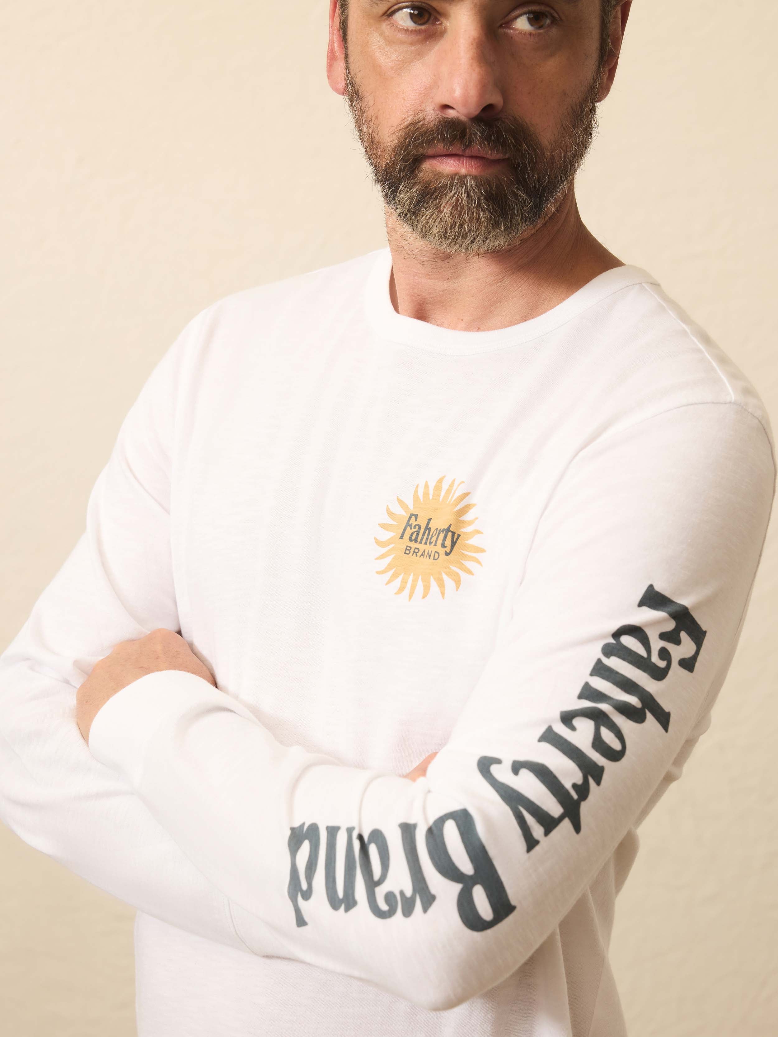 FAHERTY BRAND Sunwashed Tシャツ ホワイト Sunwashed V-Neck Tee - White | Faherty Brand