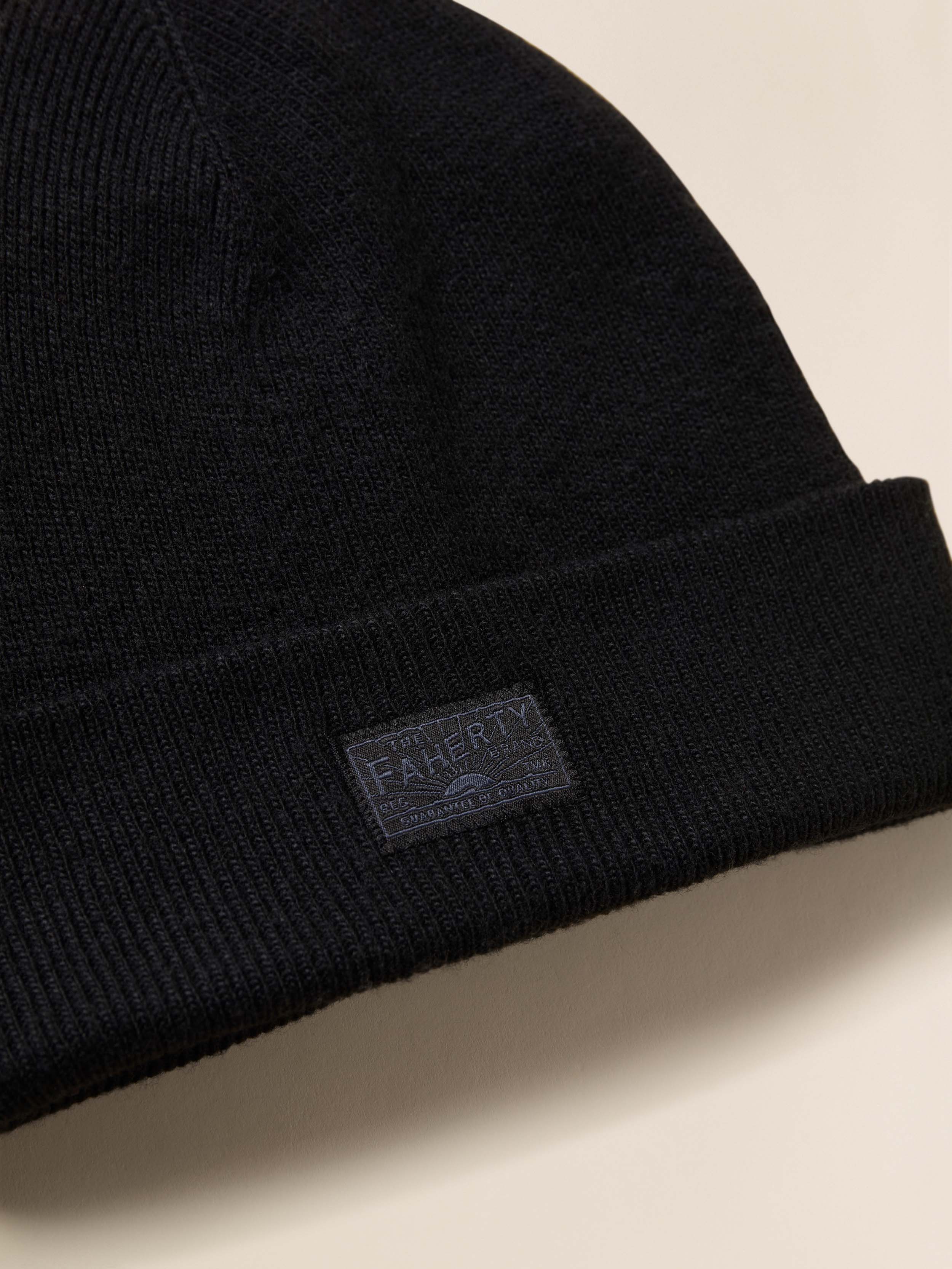 Faherty Essential Beanie - Black