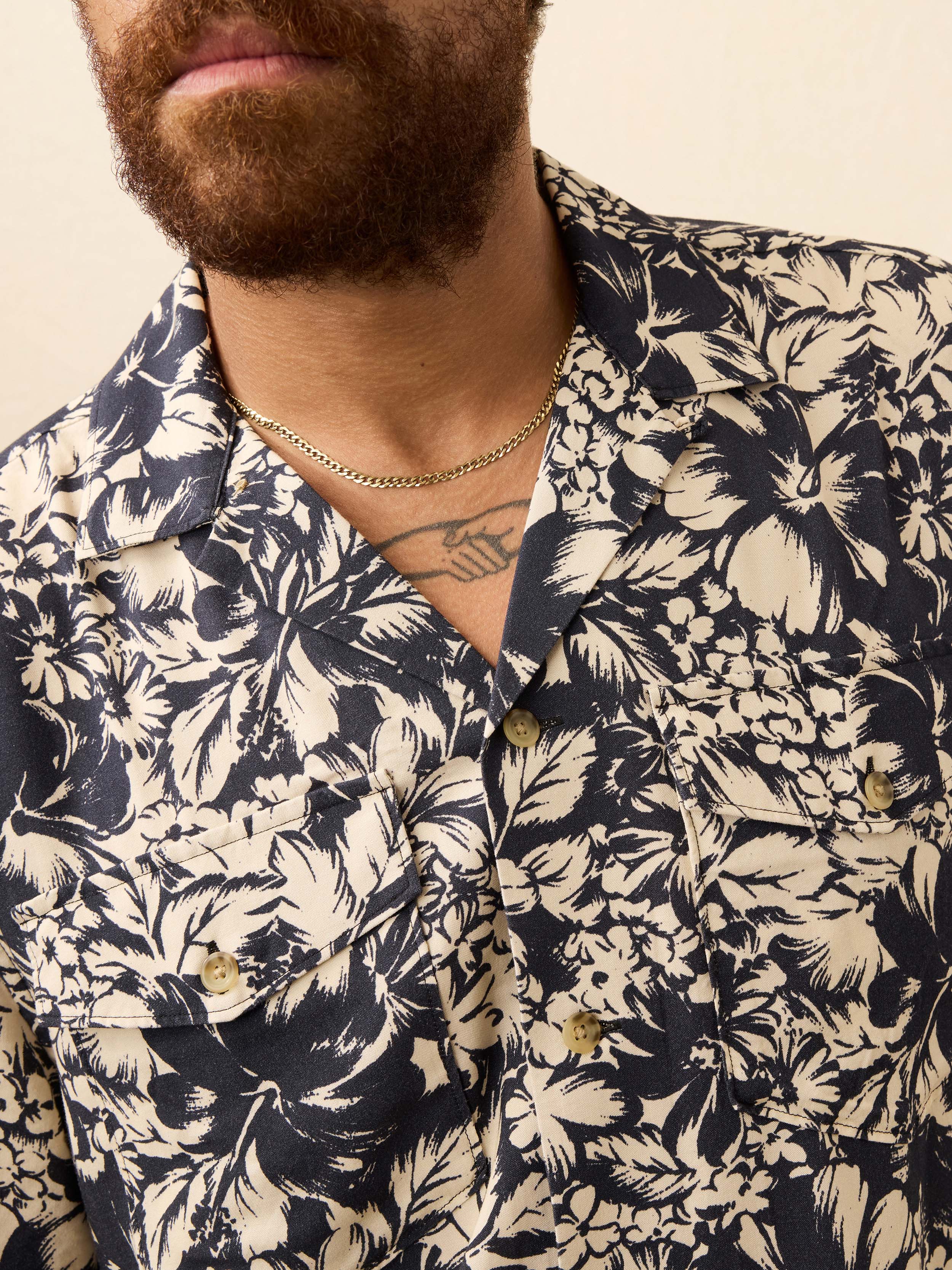 (取寄) ファリティ メンズ ショート スリーブ バリ キャンプ シャツ Faherty men Short Sleeve Bali Camp Shirt Fjord Bloom Short-Sleeve Bali Camp Shirt - Fjord Bloom | Faherty Brand