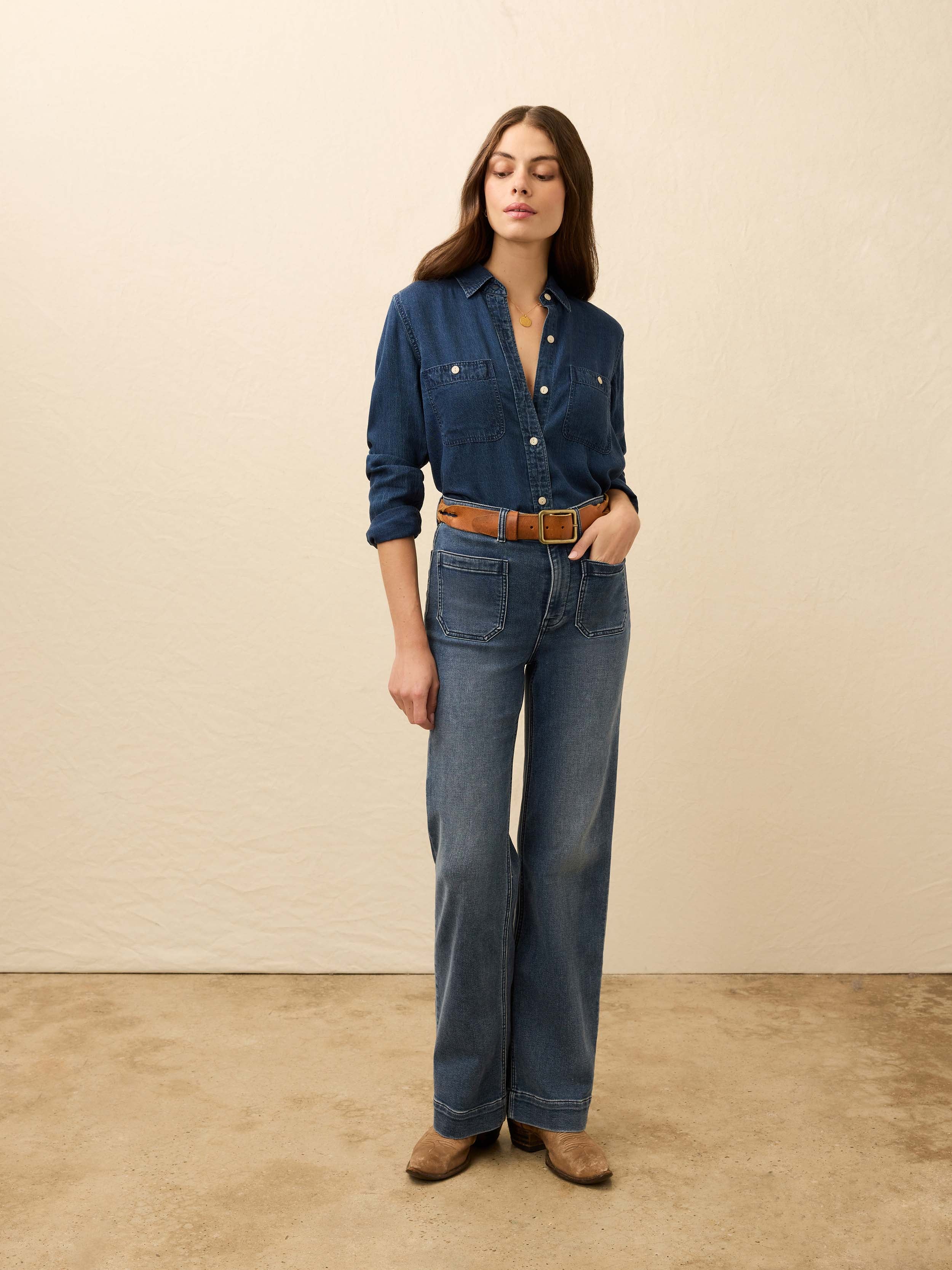 (取寄) ファリティ レディース トライド アンド トゥルー シャンブレー クラシック シャツ Faherty women Tried And True Chambray Classic Shirt Night Lagoon Wash Tried & True Chambray Shirt - Night Lagoon Wash | Faherty Brand