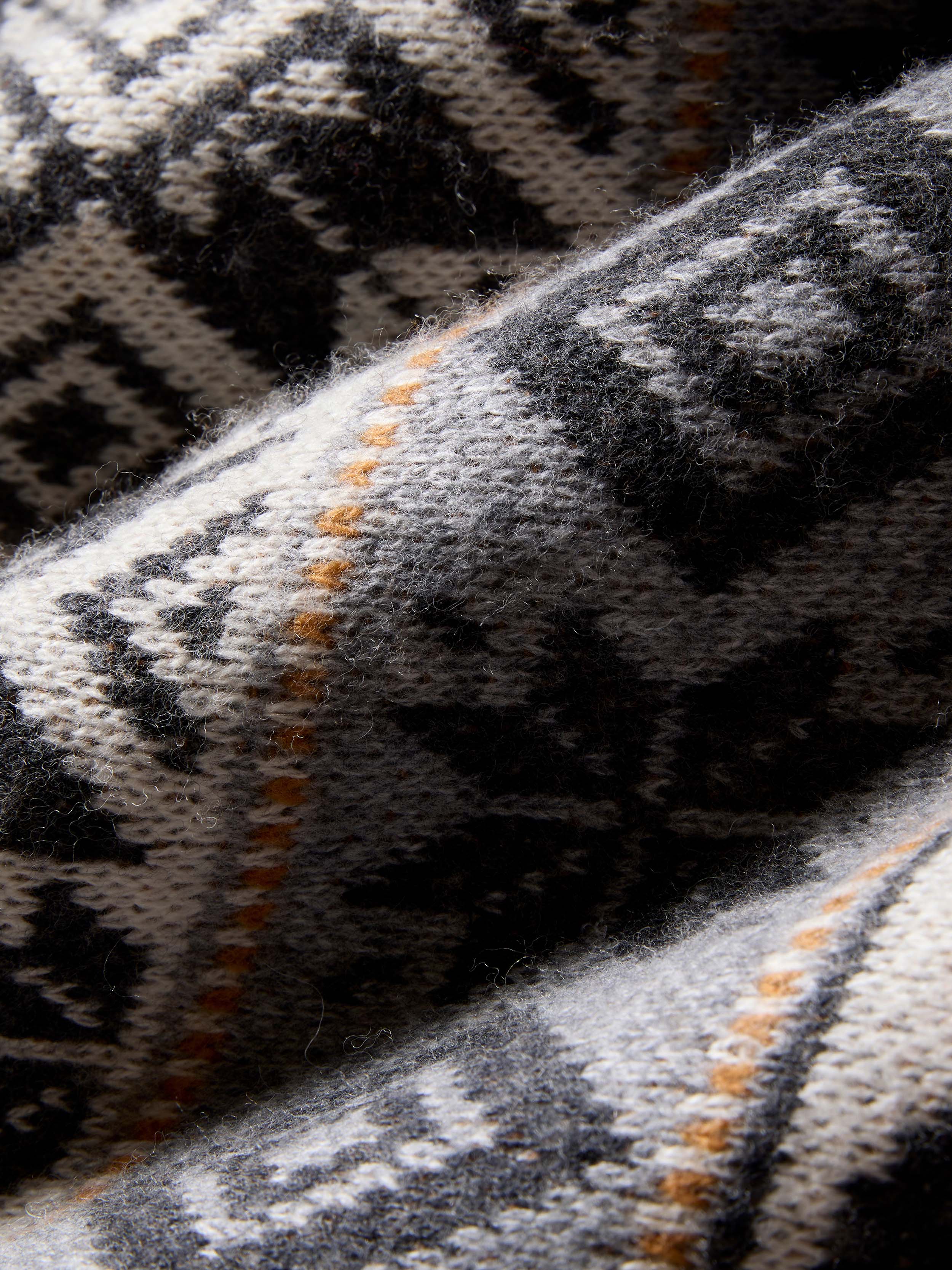 Nordic Fairisle Blanket - Charcoal Winter Beach