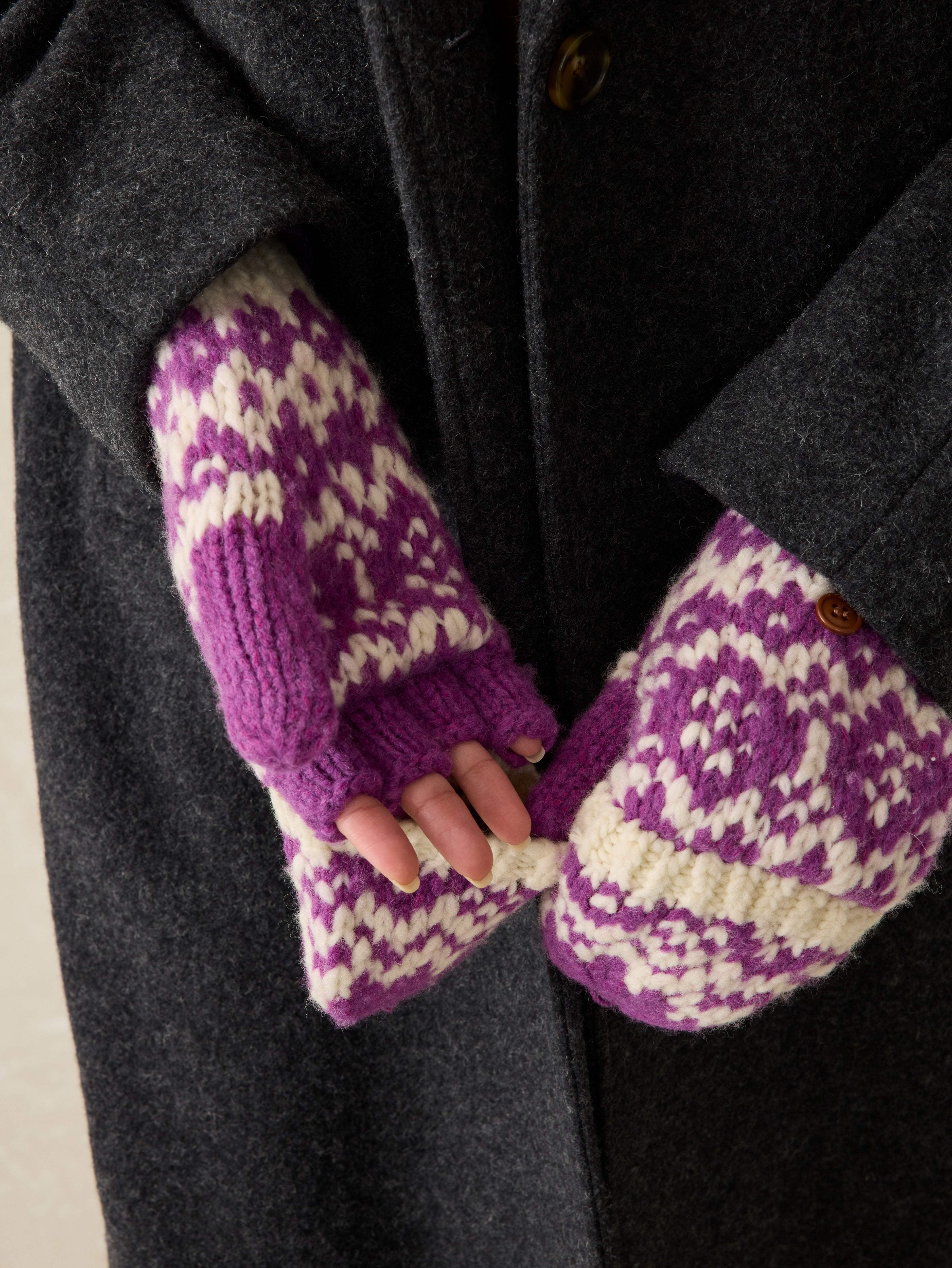 Valley Fairisle Mitten - Purple Fairisle | Faherty Brand