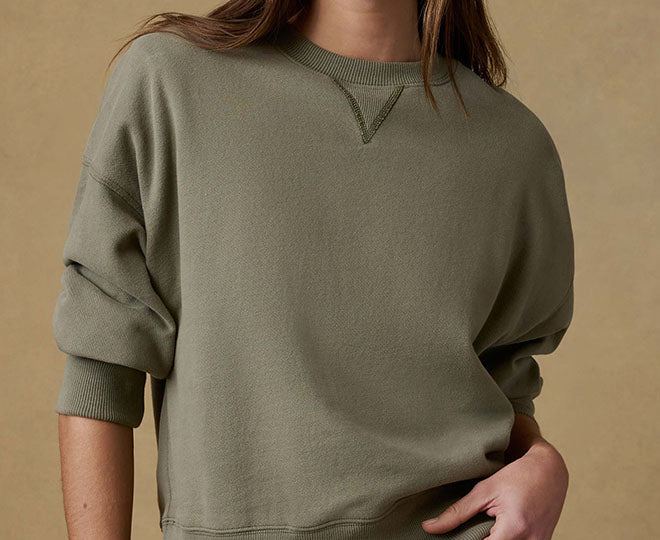 LOUNGE a6b1334d a89b 4c00 8176 45e285879373