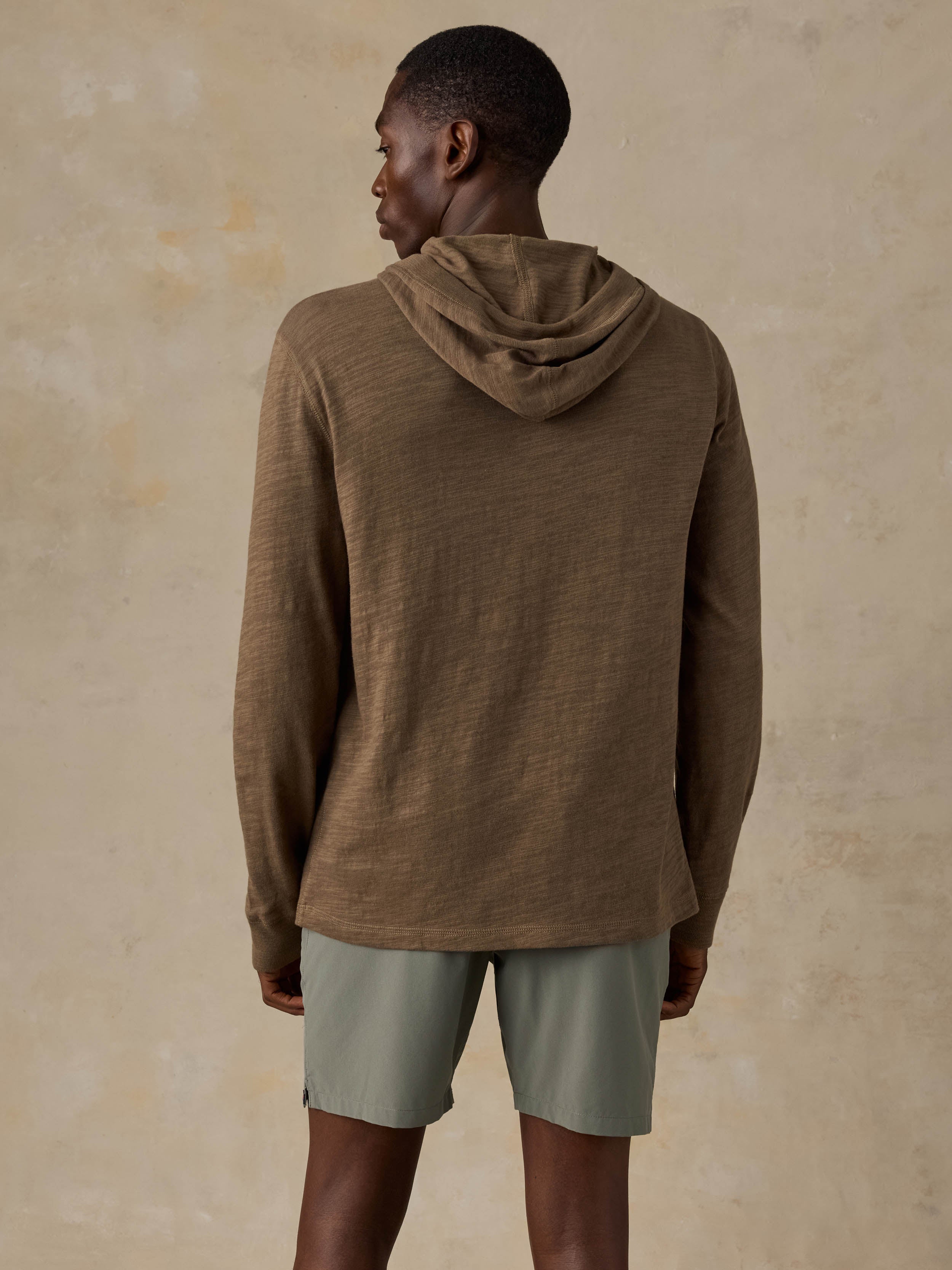 Faherty x Parks Project Rocky Mountains Sunwashed Organic Hoodie - Timber