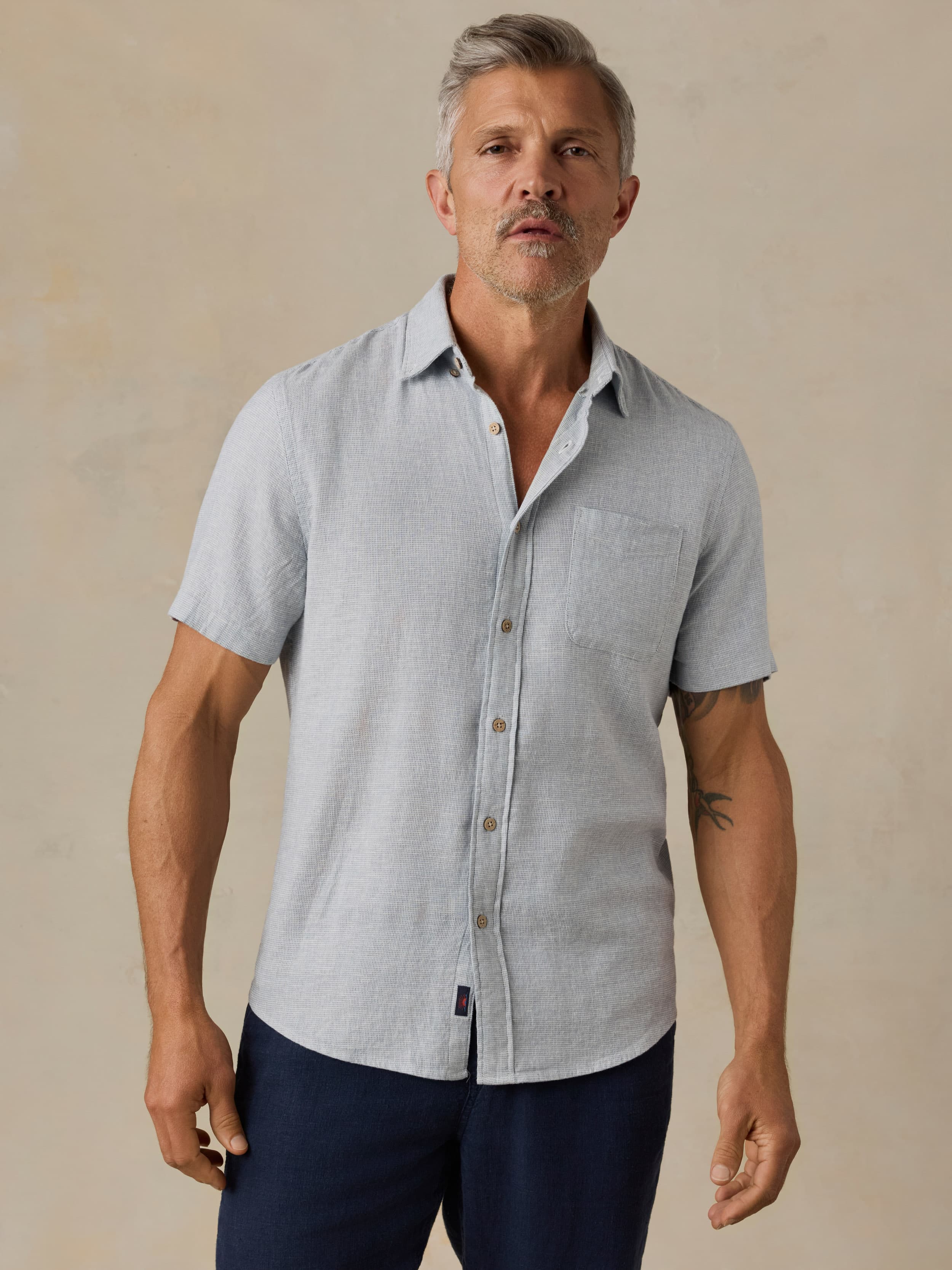 Short-Sleeve Breeze Shirt - Blue Streams | Faherty Brand