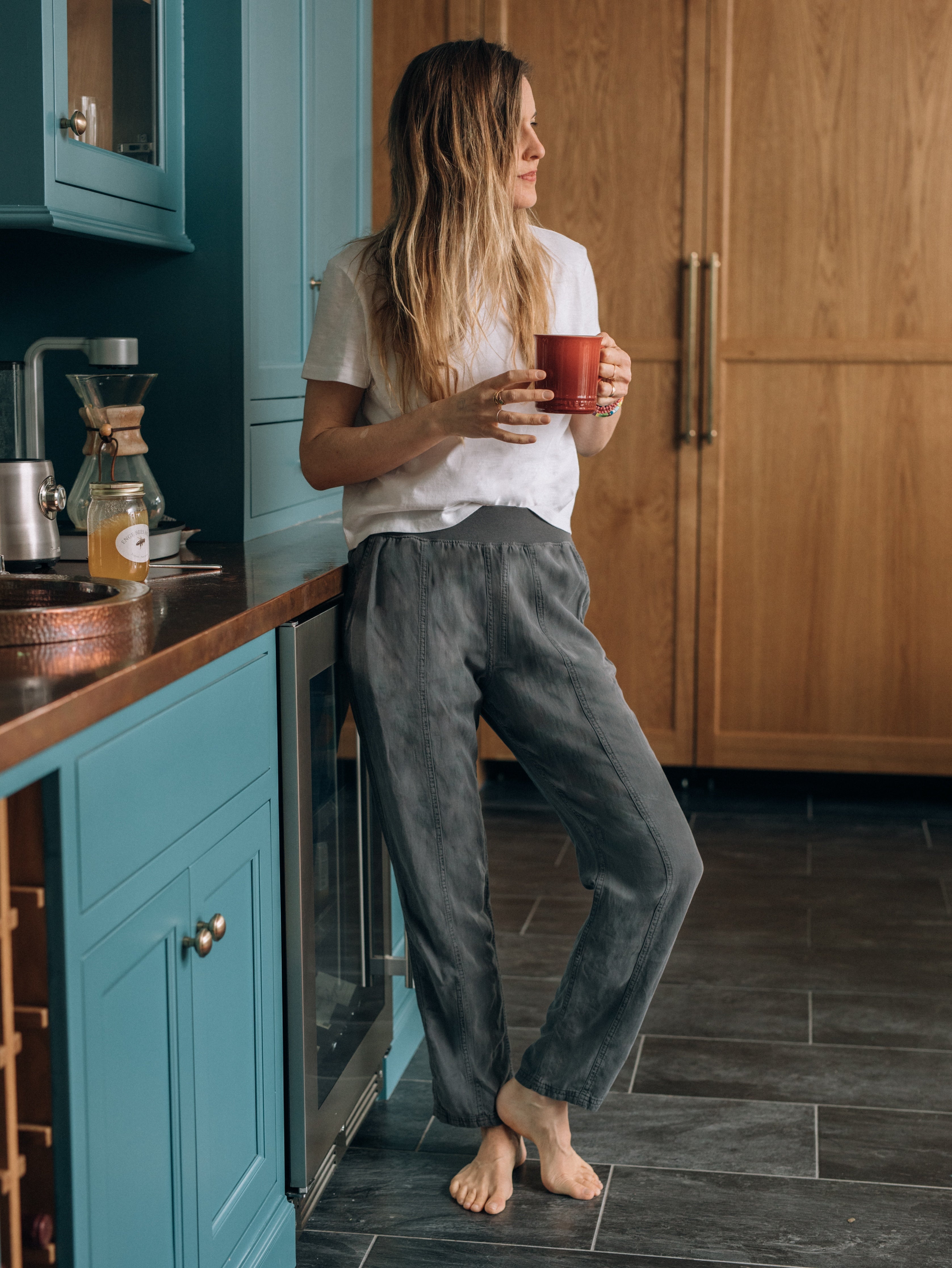 Arlie Pant - Faded Black | Faherty Brand