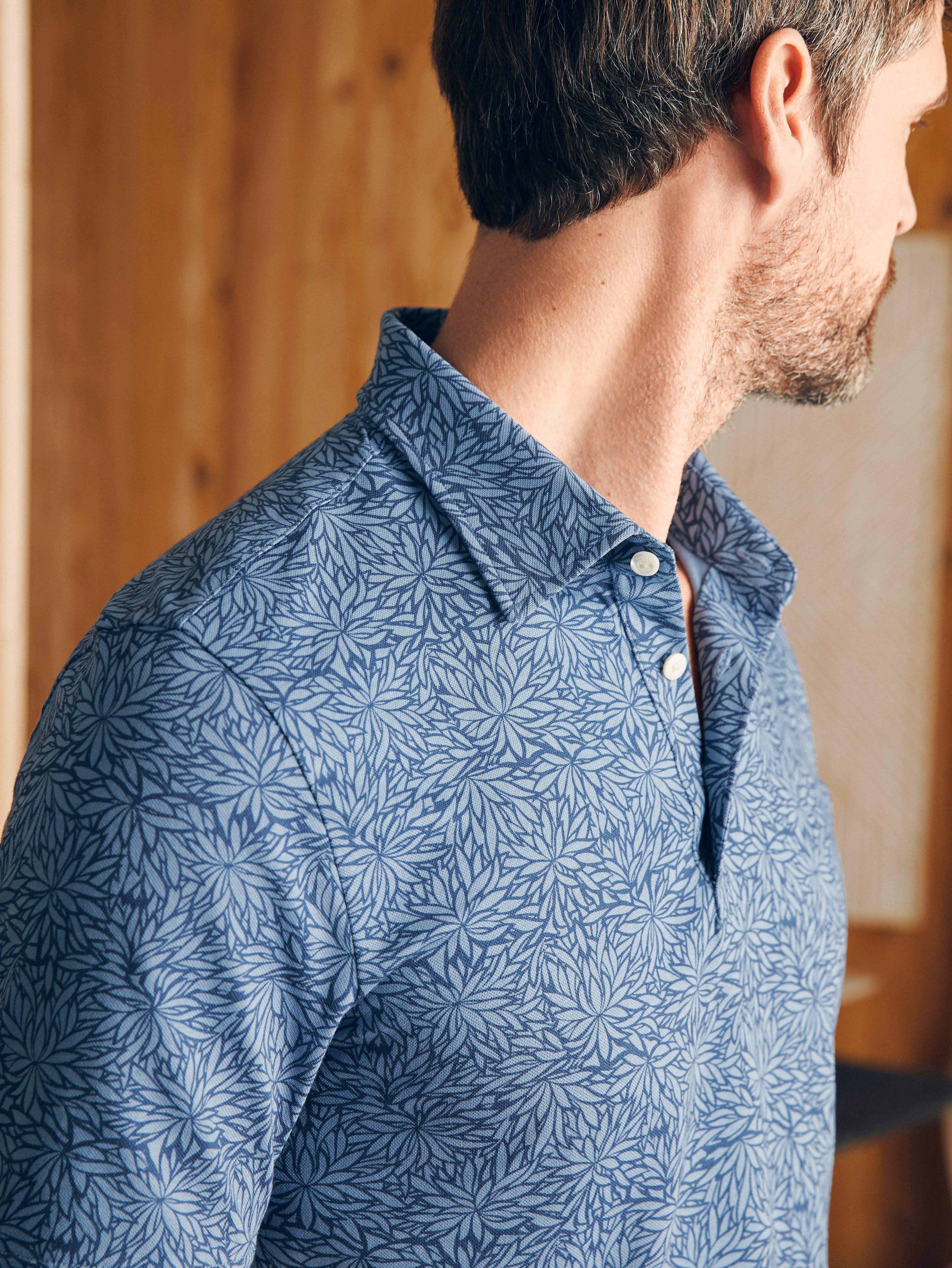 Short-Sleeve Movement™ Pique Polo - Horizon Blue Frond Print