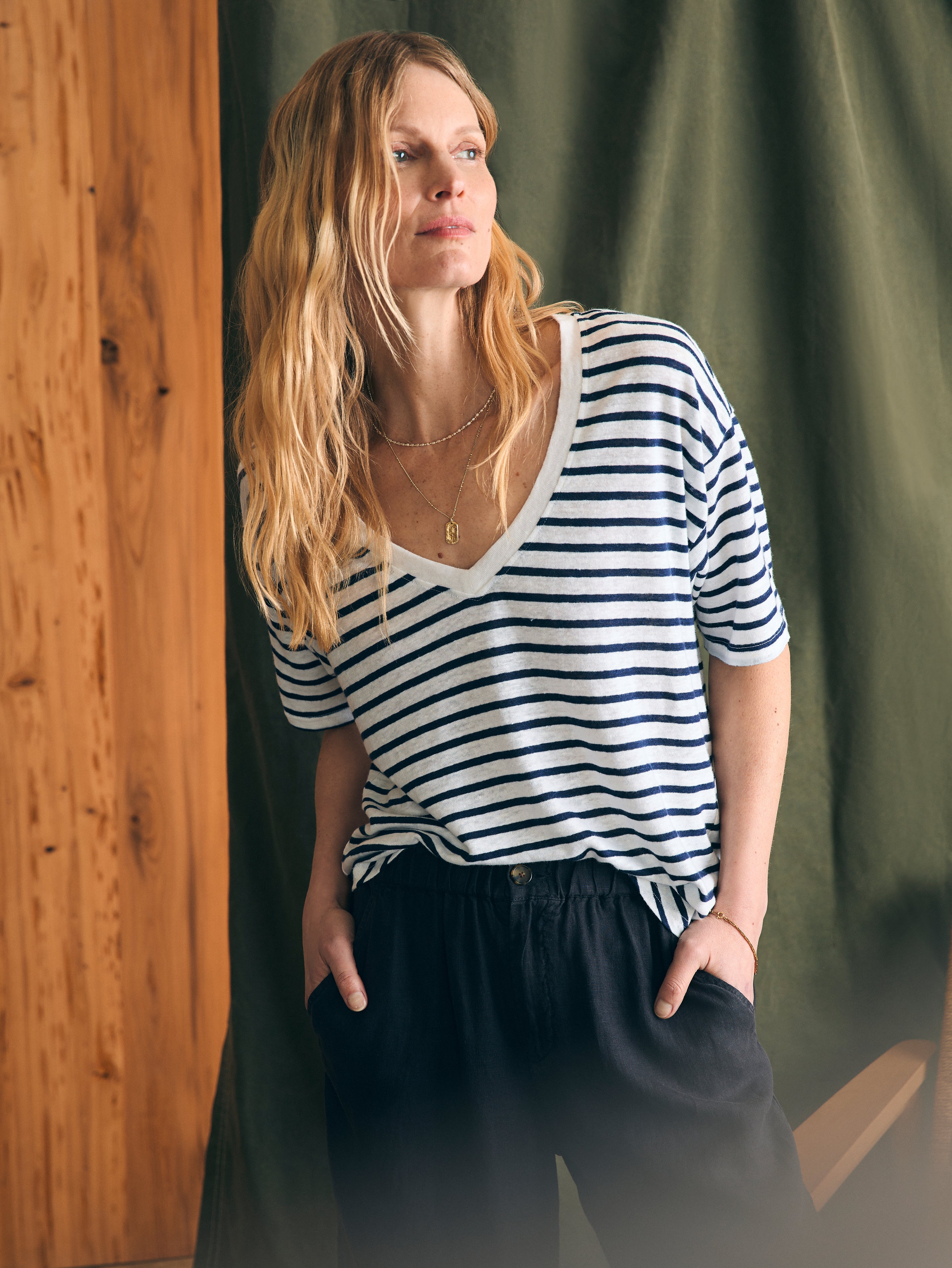 Oceanside Linen V-Neck Tee