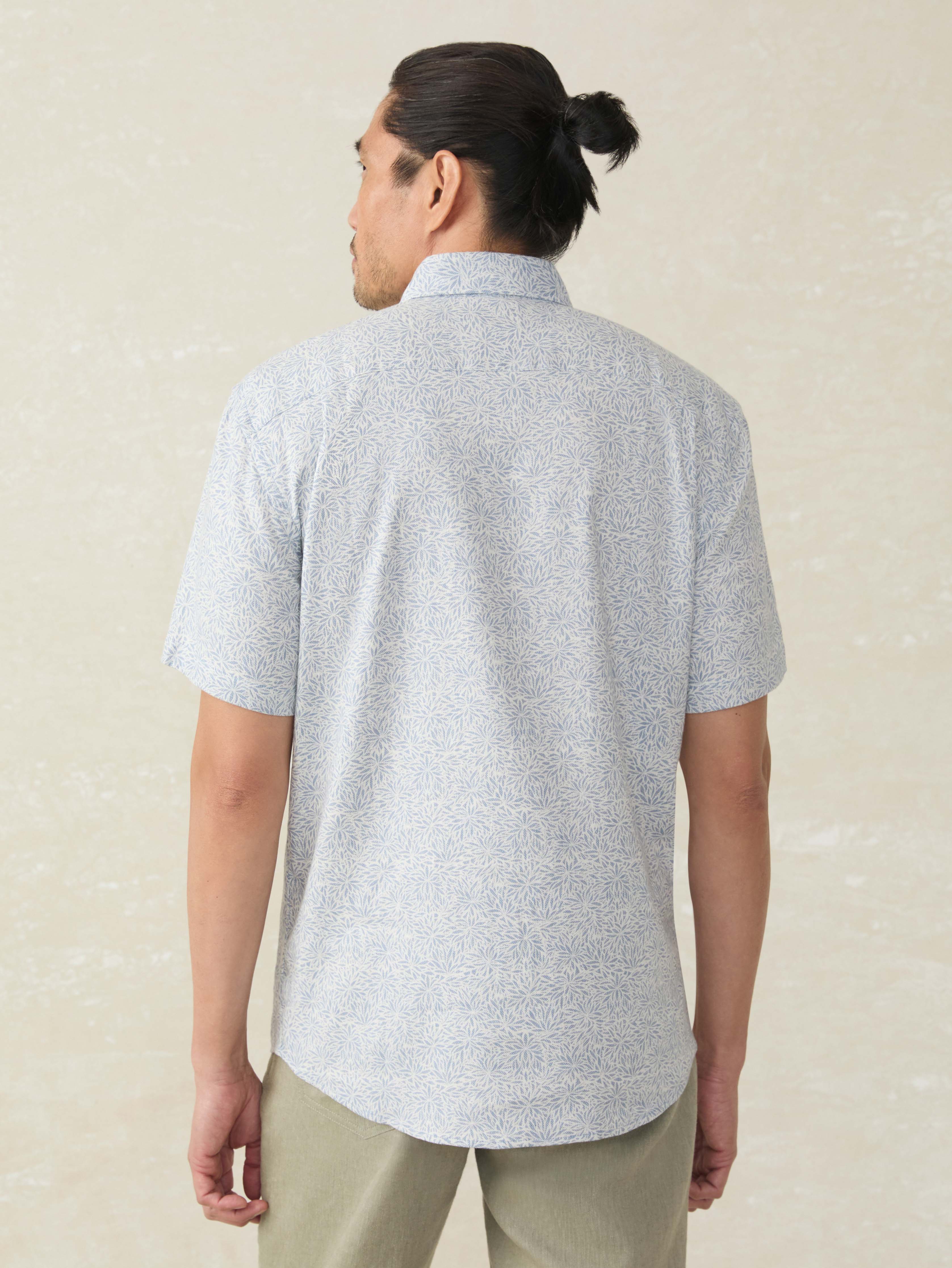 Short- Sleeve Breeze Shirt - Sky Blue Frond