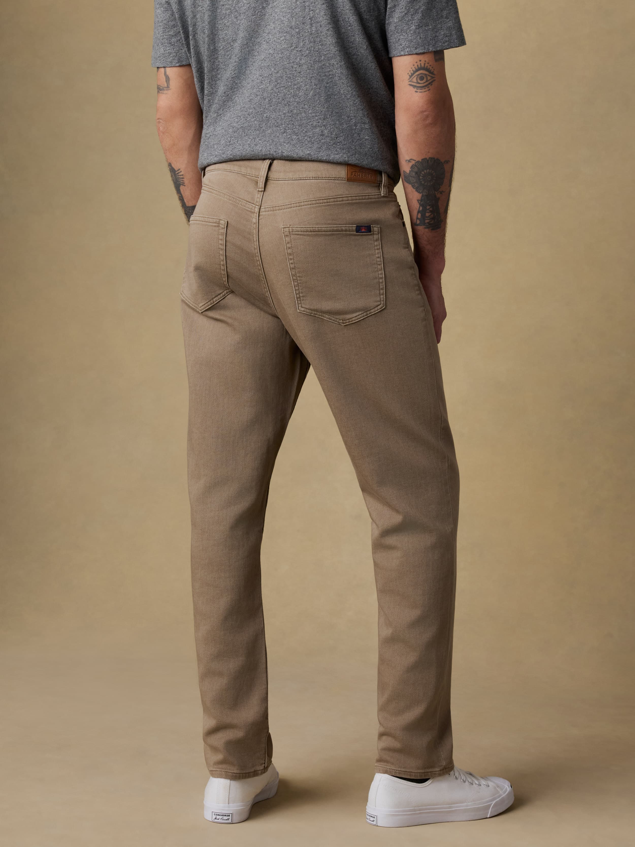 Stretch Terry 5-Pocket Athletic Fit Pant - Desert Khaki | Faherty