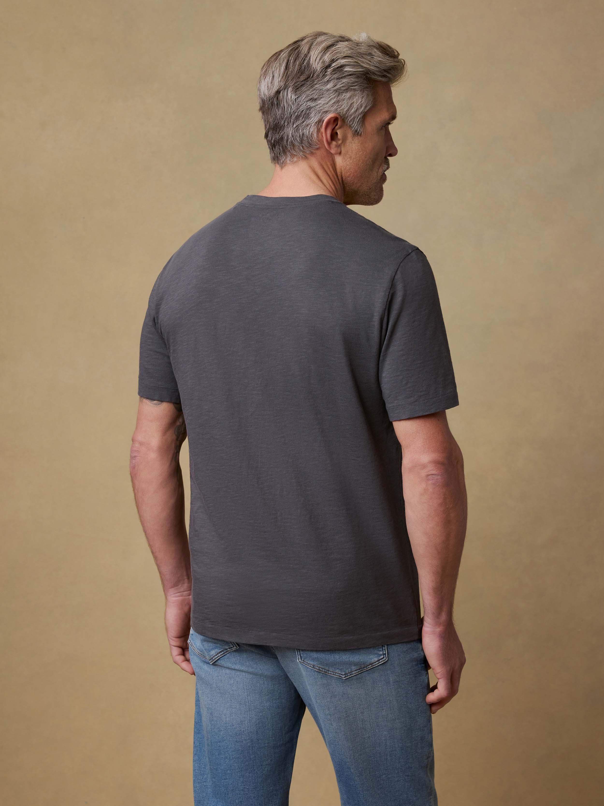 Short-Sleeve Sunwashed V-Neck Tee - Graphite | Faherty Brand