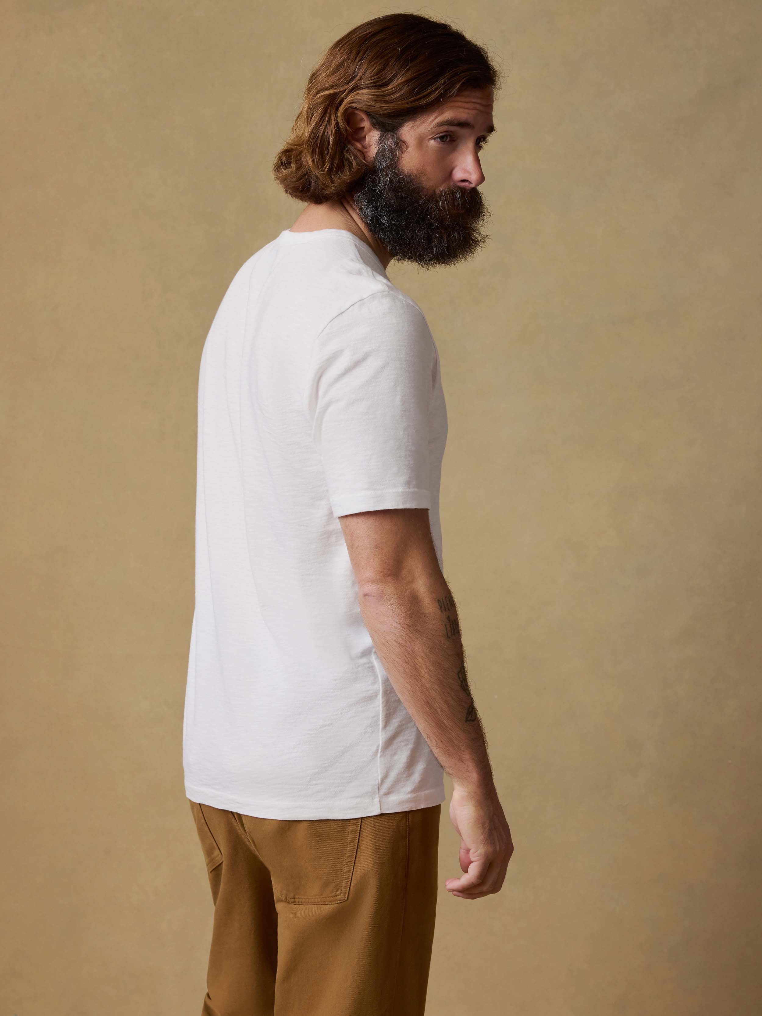  | Sunwashed Regenerative Tee - White | Faherty Brand