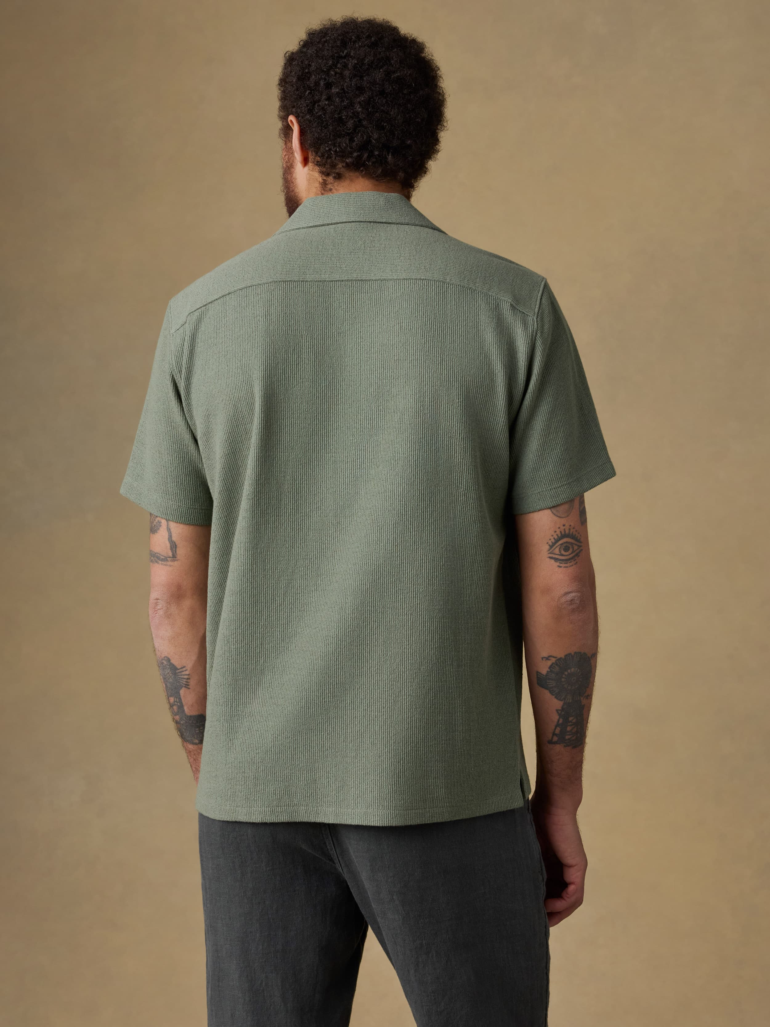 Short-Sleeve Oasis Camp Shirt - Faded Spruce | Faherty Brand