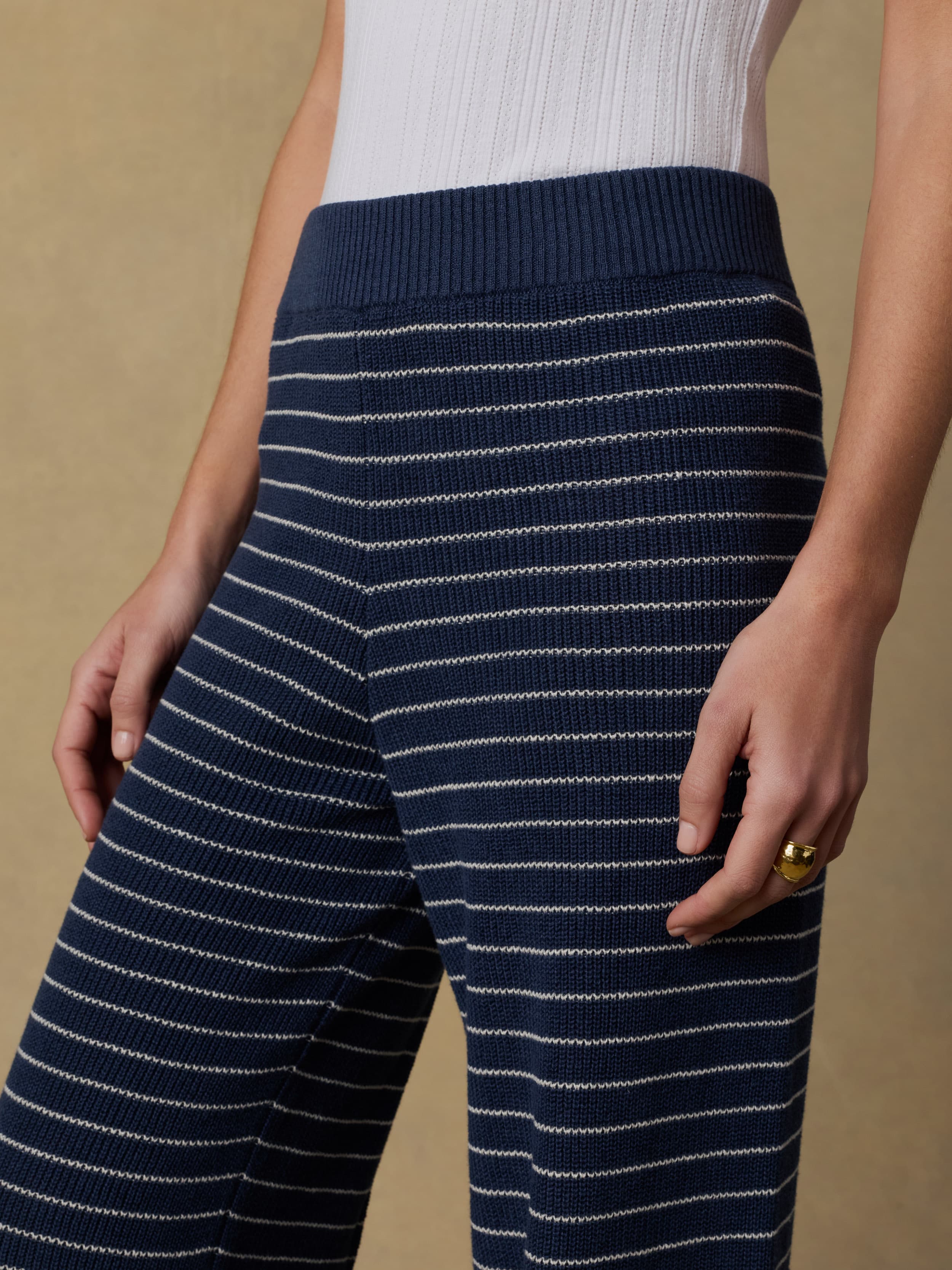  | Miramar Linen Sweater Pant - Navy Stripe | Faherty Brand