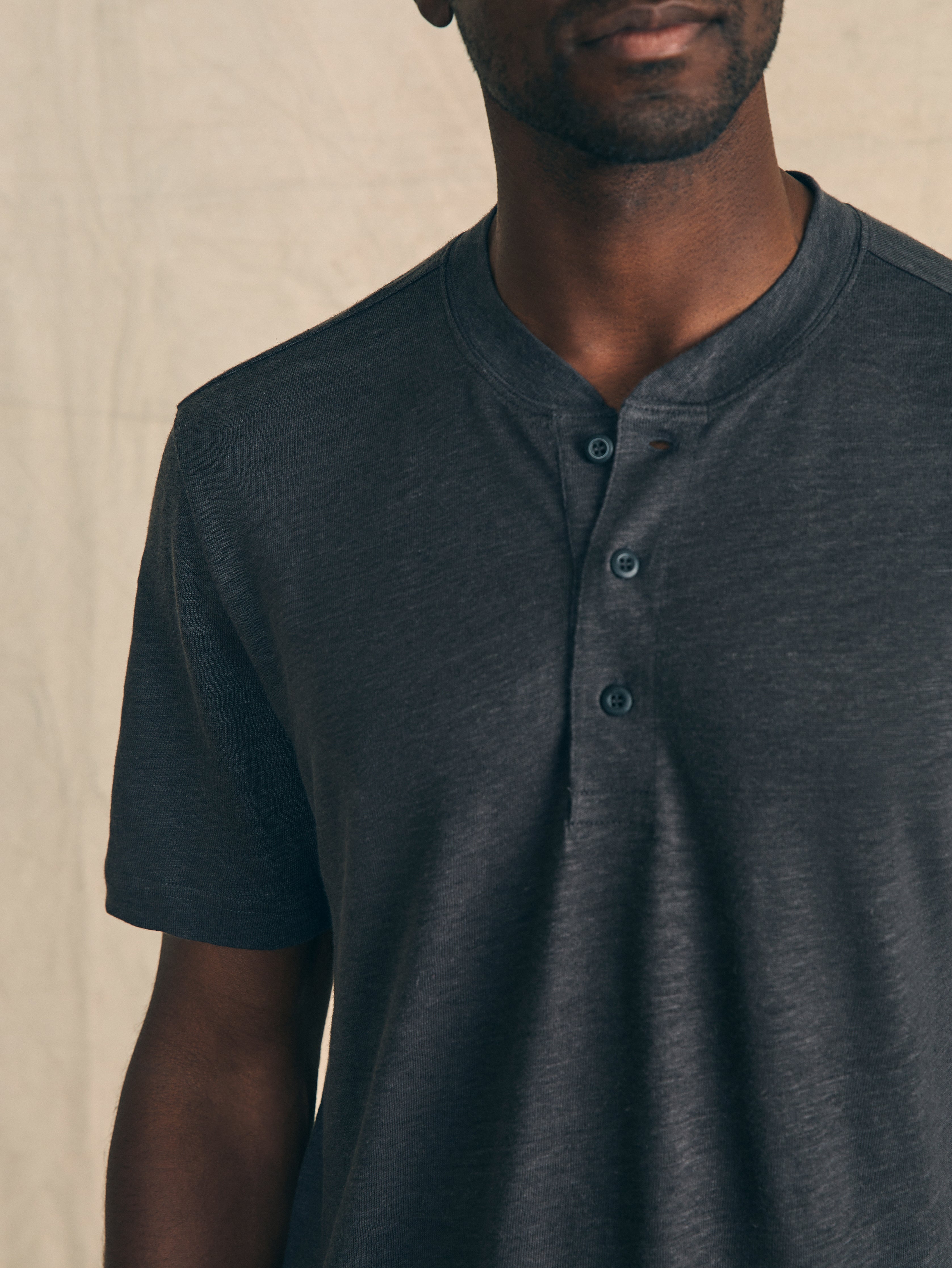 Short-Sleeve Linen Henley