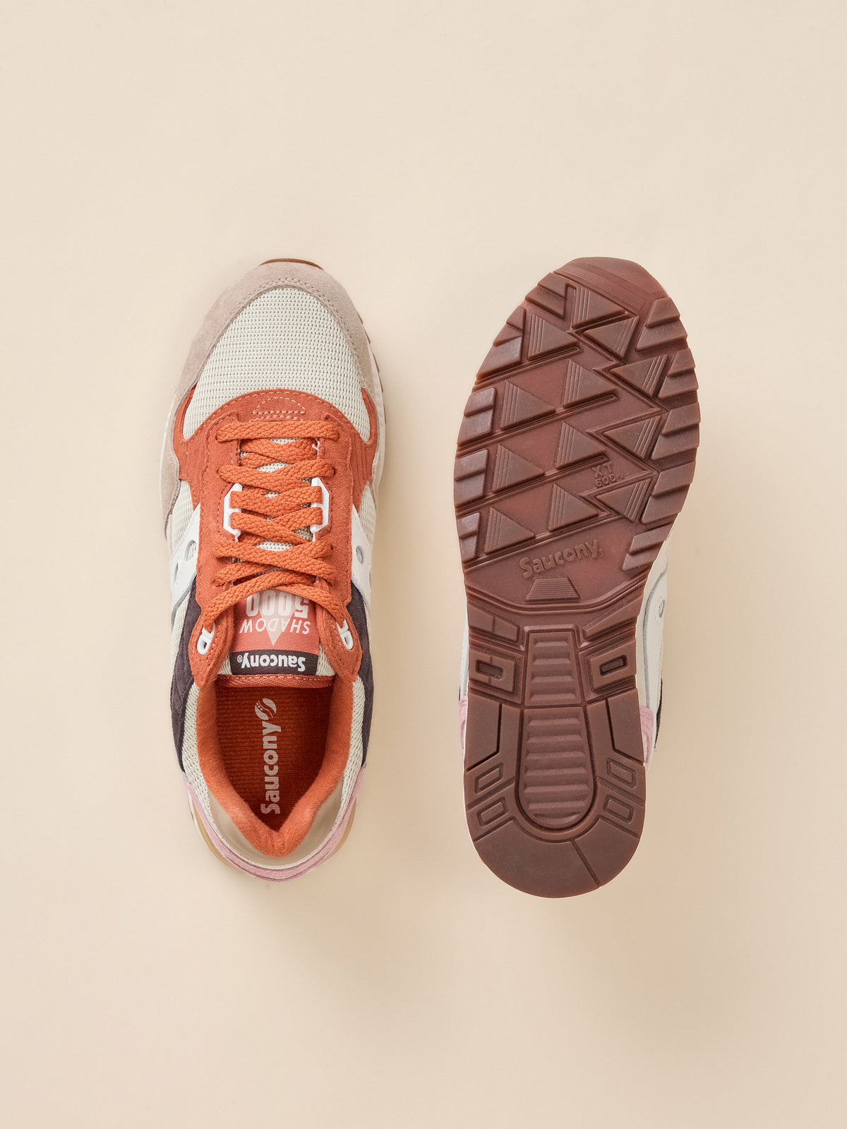 Pair of multicolor Saucony sneakers, image 3 of 6