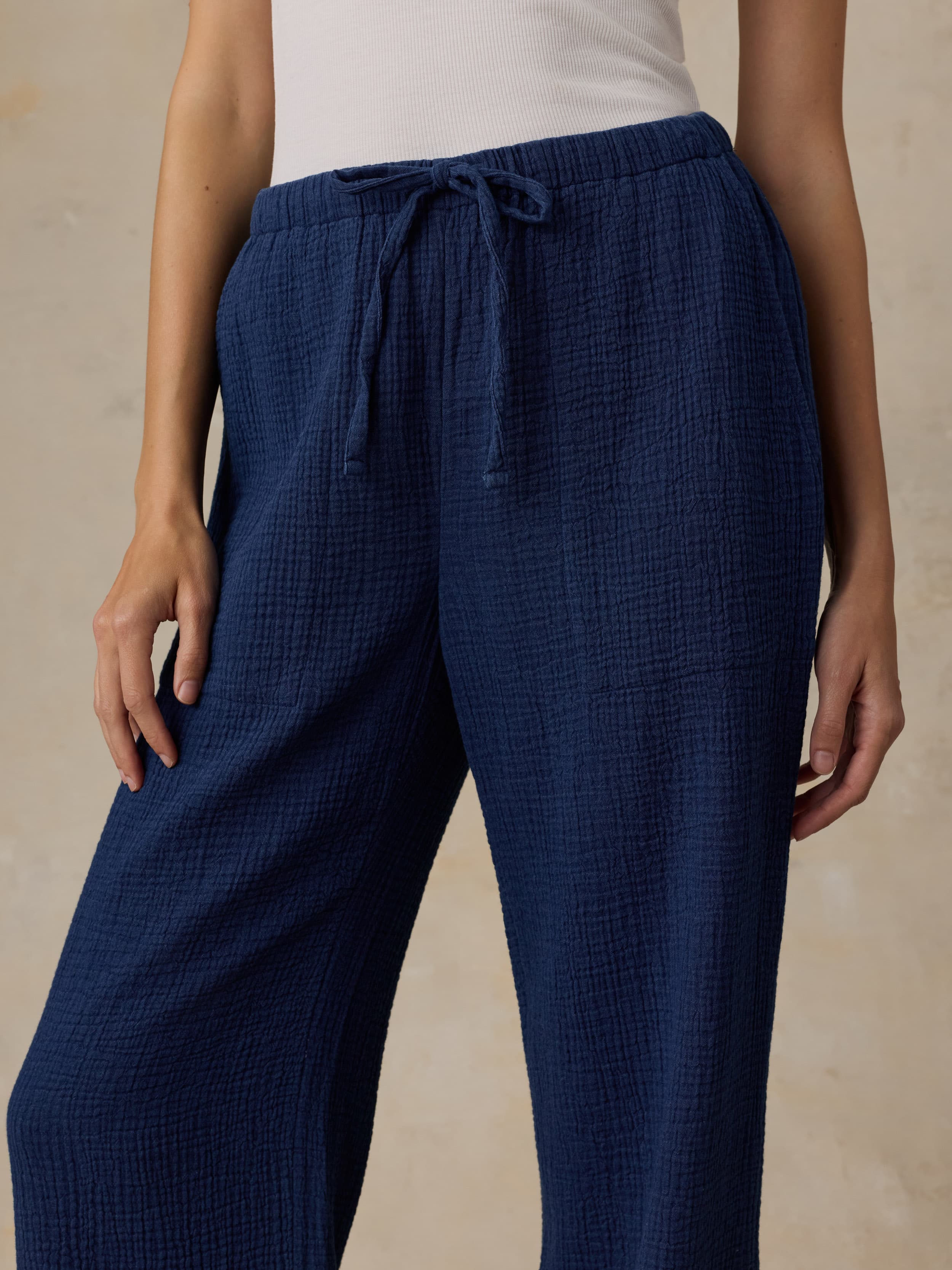 Dune Cotton Gauze Laidback Pant - Dark Indigo Wash | Faherty Brand