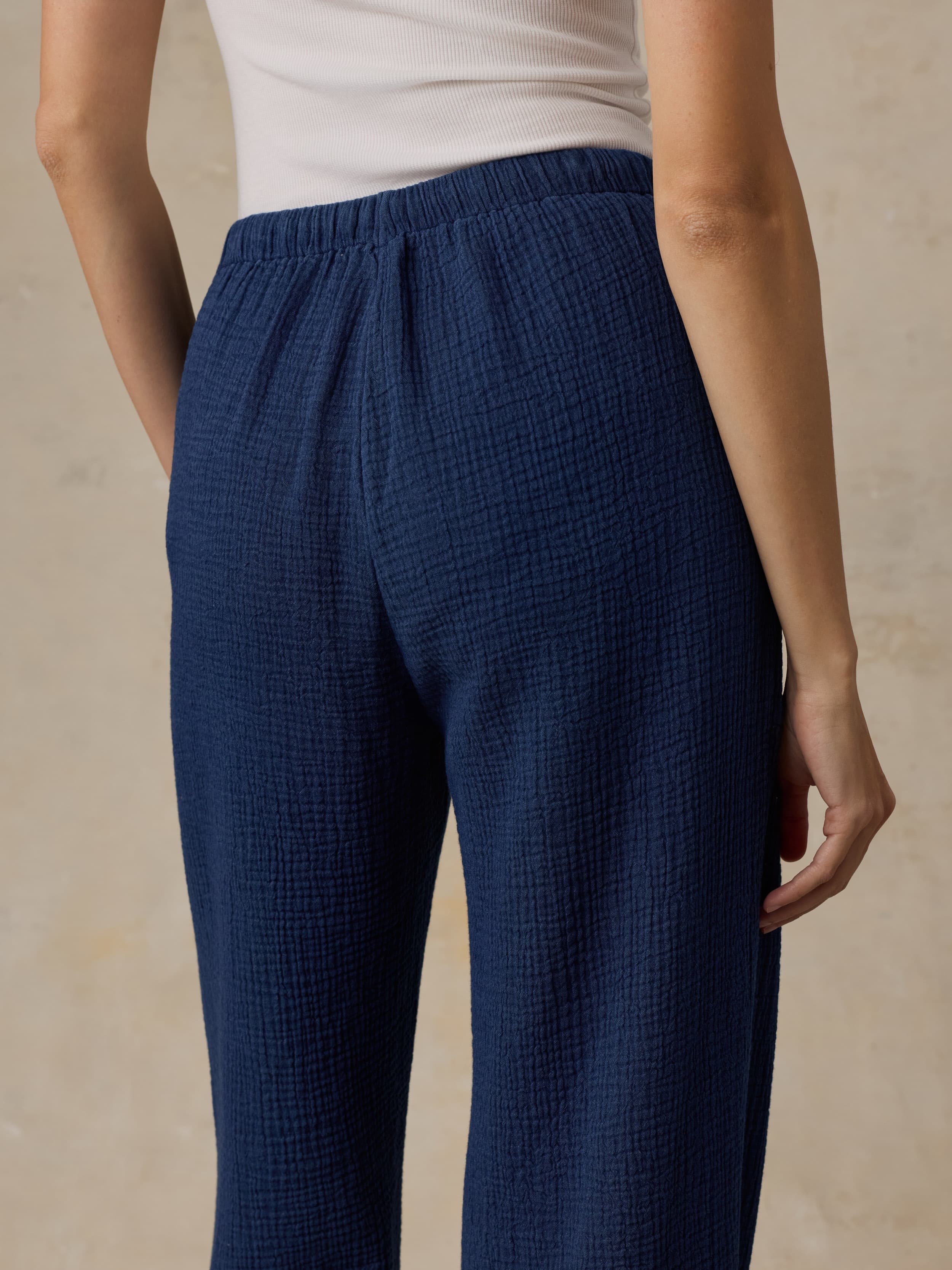 Dune Cotton Gauze Laidback Pant - Dark Indigo Wash | Faherty Brand