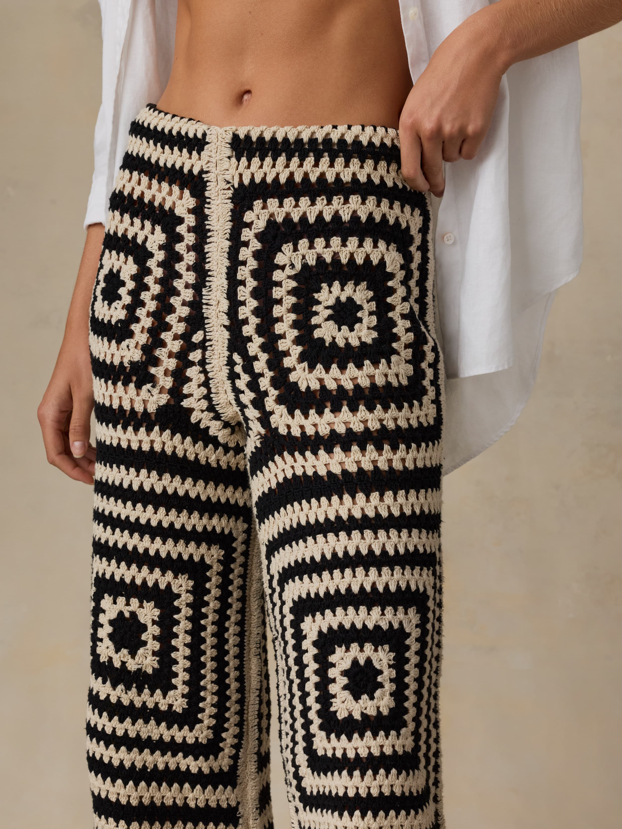 Seacoast Crochet Pant - Midnight Labyrinth | Faherty Brand
