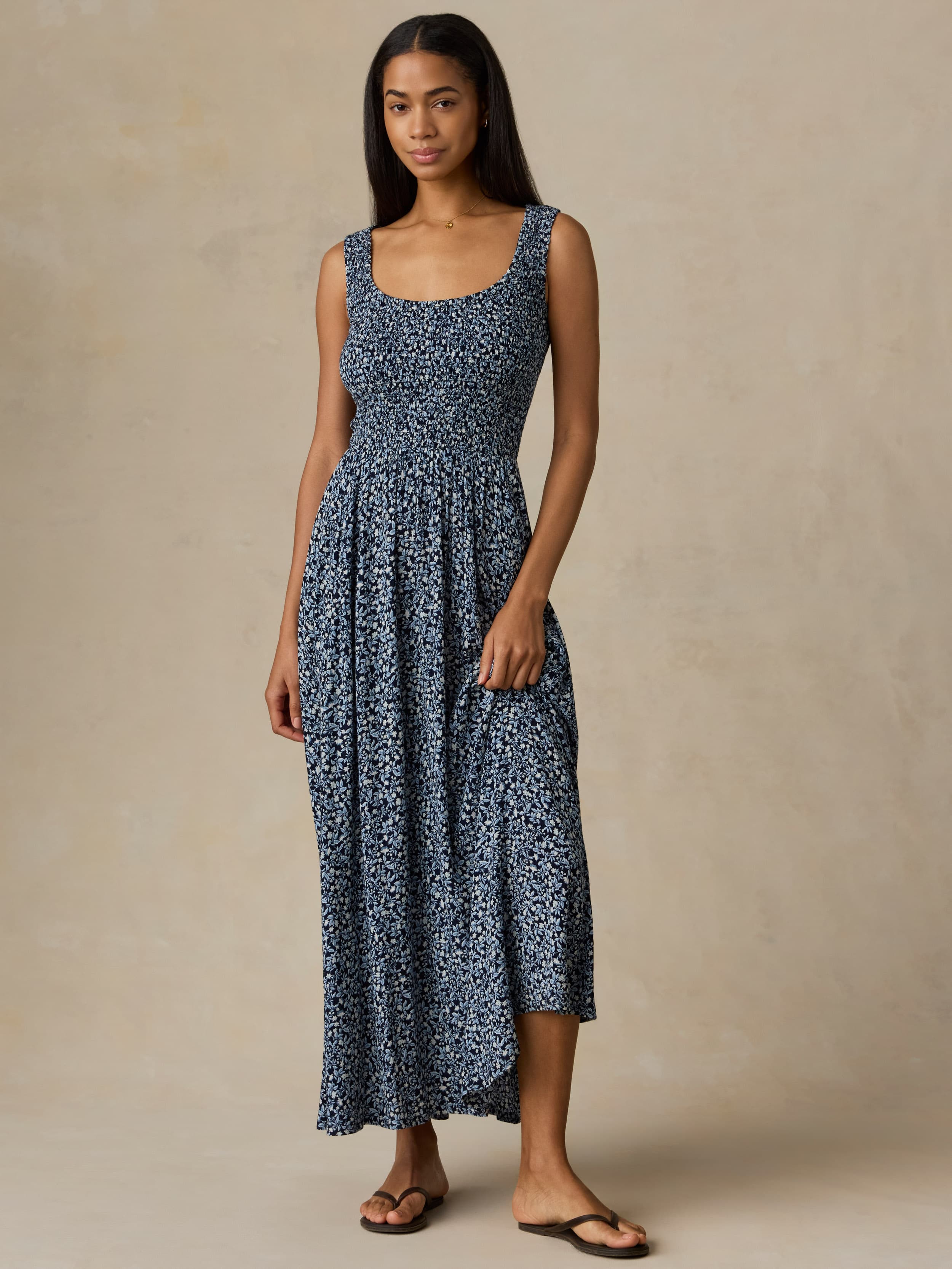 Faherty Women's Sophia Smocked Dress - Coastal Bloom, Large, Viscose Faherty Women's Sophia Smocked Dress - Coastal Bloom, Large, Viscose