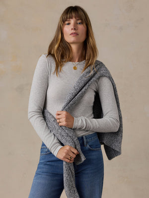 Featherweight Freestyle Layering Crew - Light Grey Heather