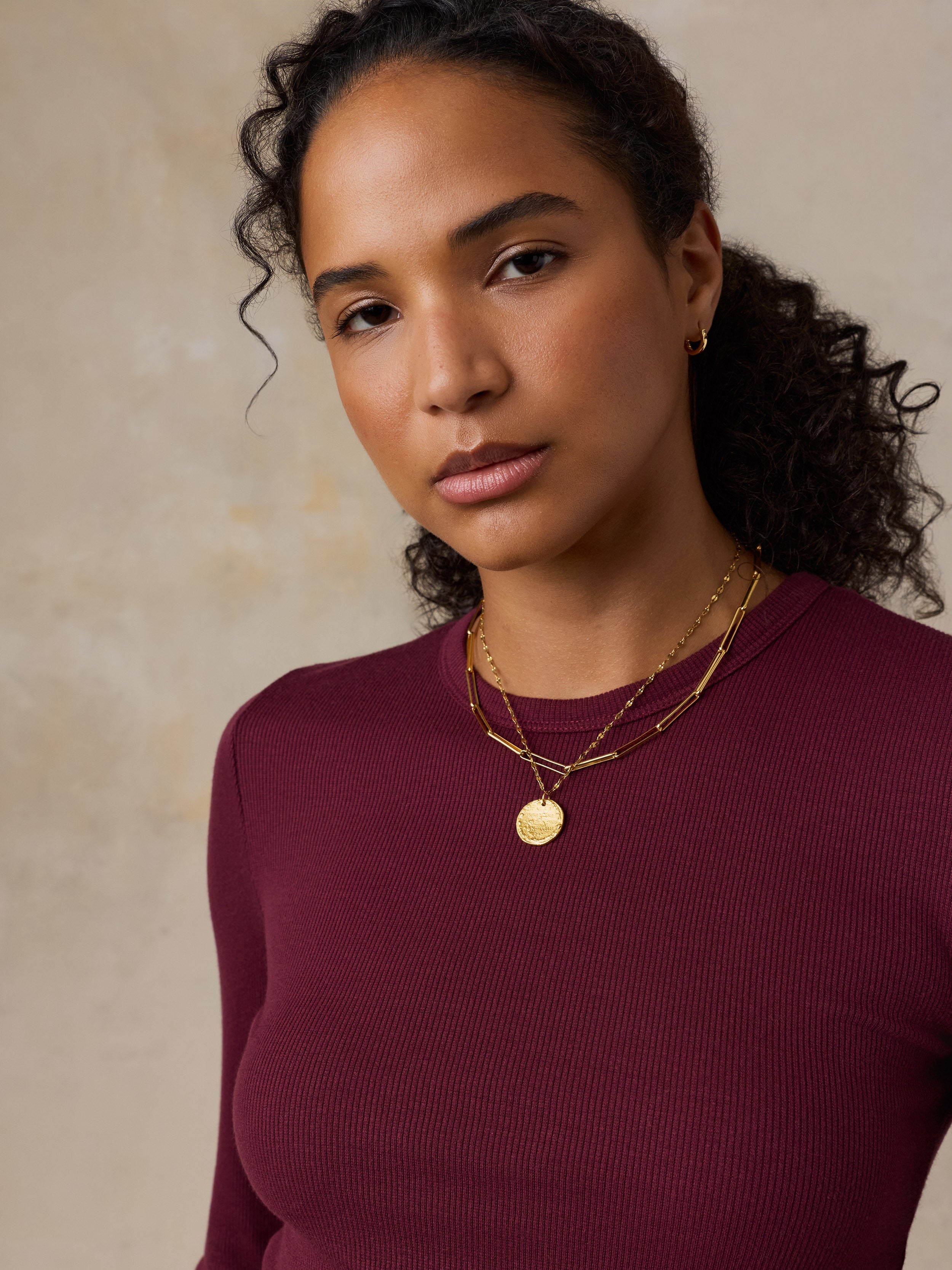 Featherweight Freestyle Layering Crew - Maroon Banner