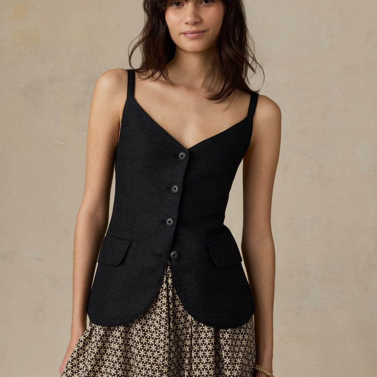 Sun Strider Linen Milo Vest - Black | Faherty Brand