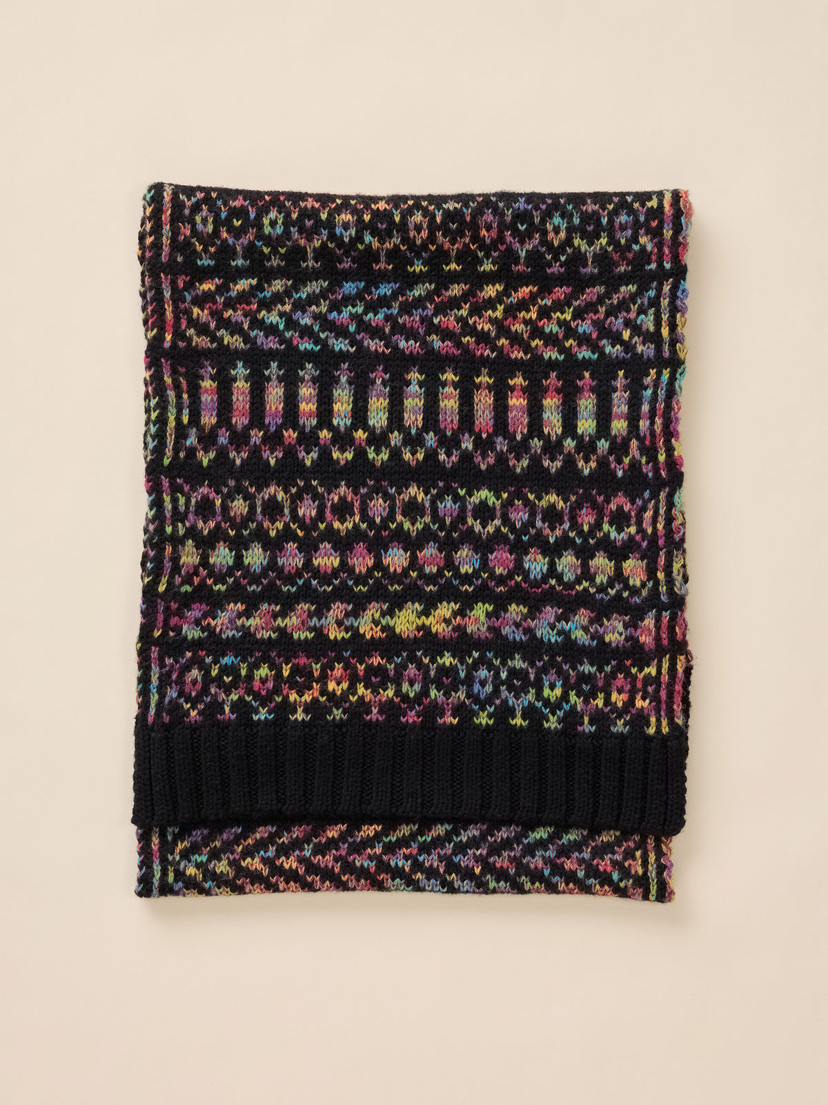 A multicolored knit scarf, image 1 of 3