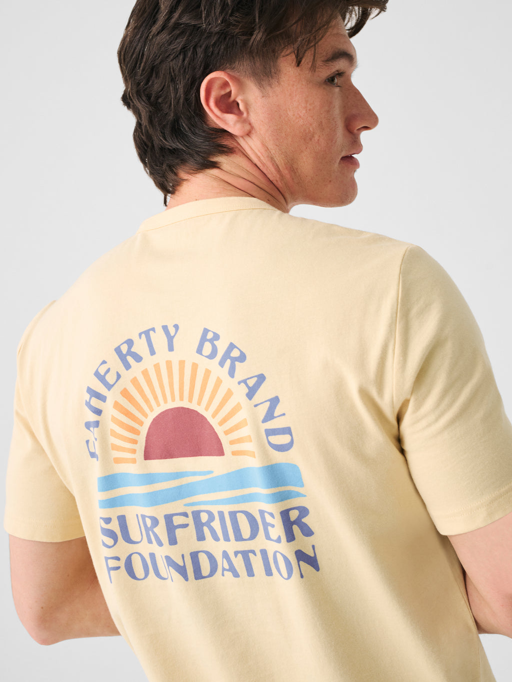 The Surfrider Foundation Logo Pocket T-Shirt (White) M