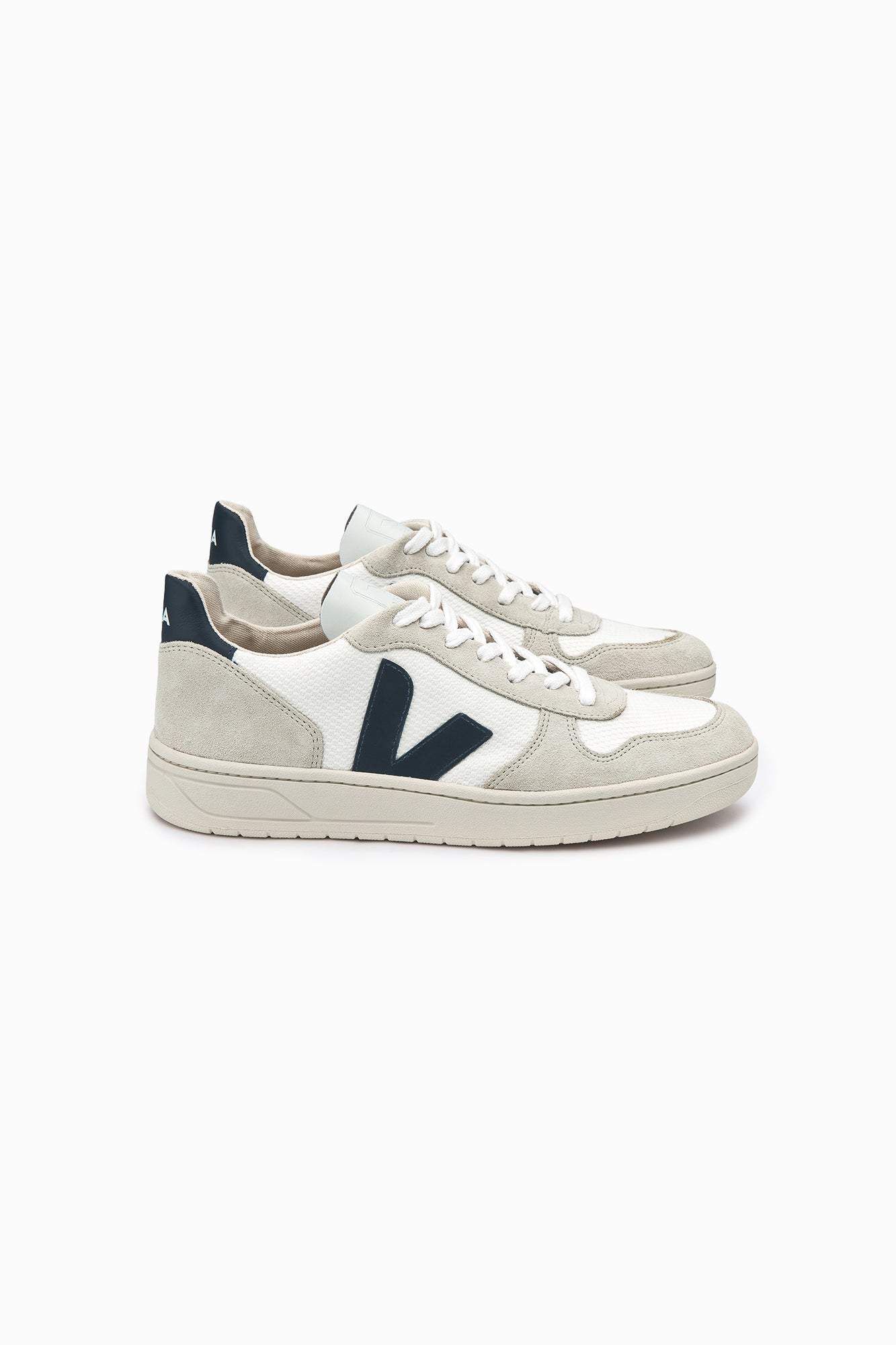 VEJA Men's V-10 - White Nautico